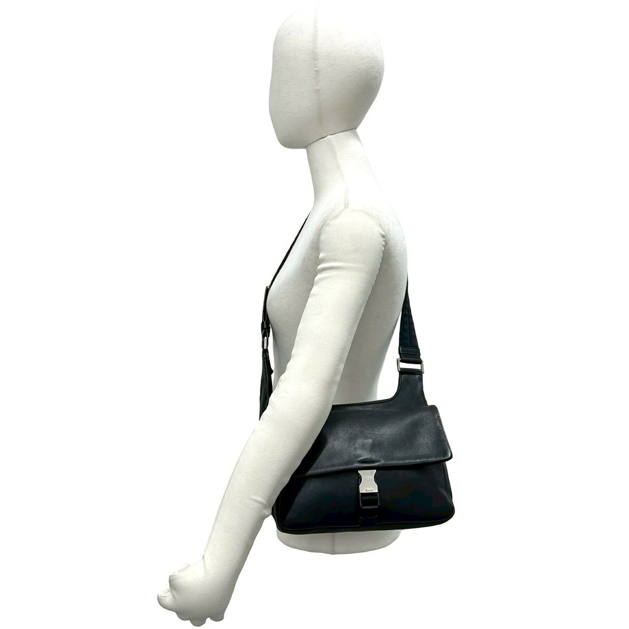 Prada Logo Leather Shoulder Bag Crossbody Pochette Black — view 2