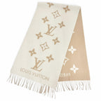 Louis Vuitton Scarf Reykjavik Cashmere Monogram Giant Pattern Shawl Beige — view 3