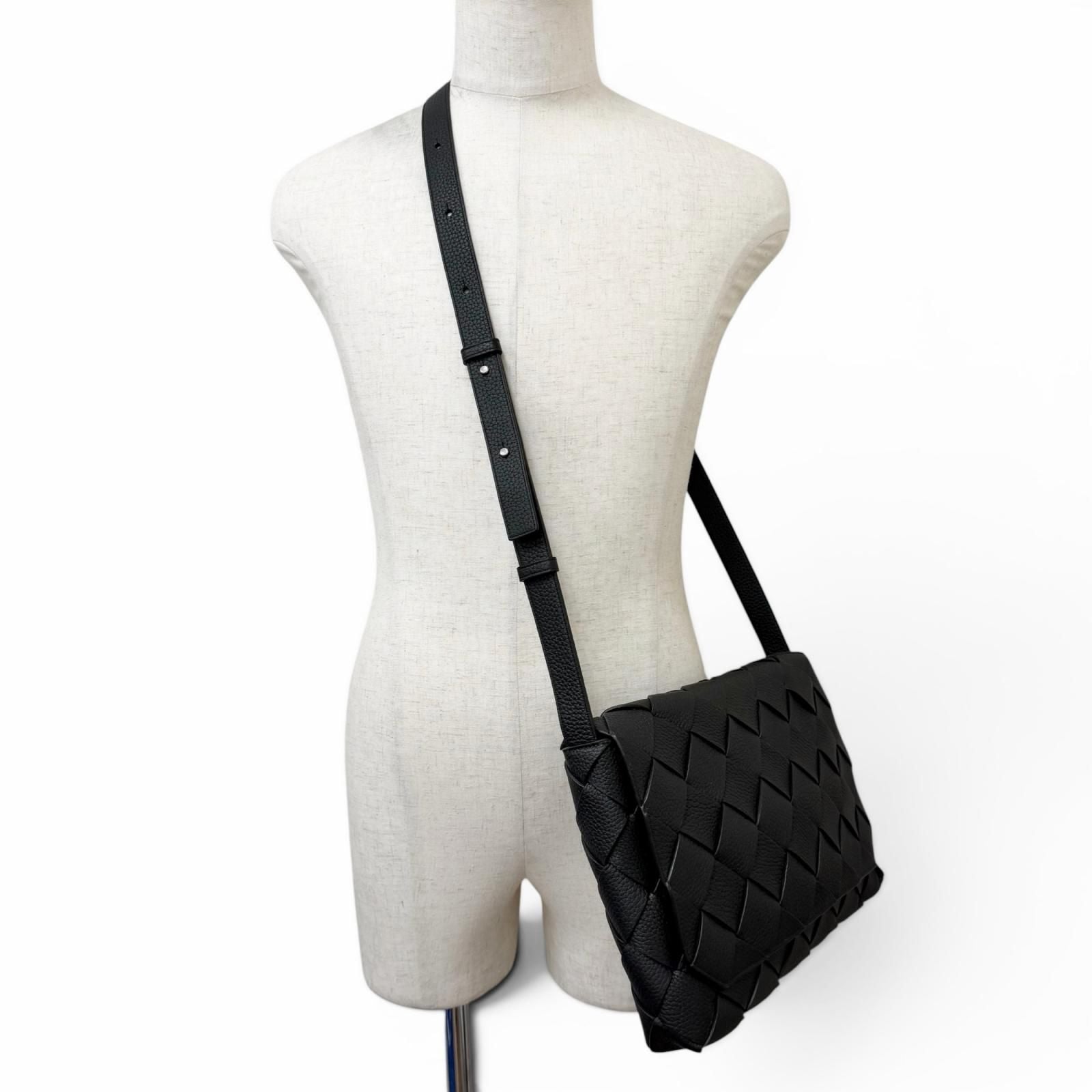 Bottega Veneta 528000 Shoulder — view 3