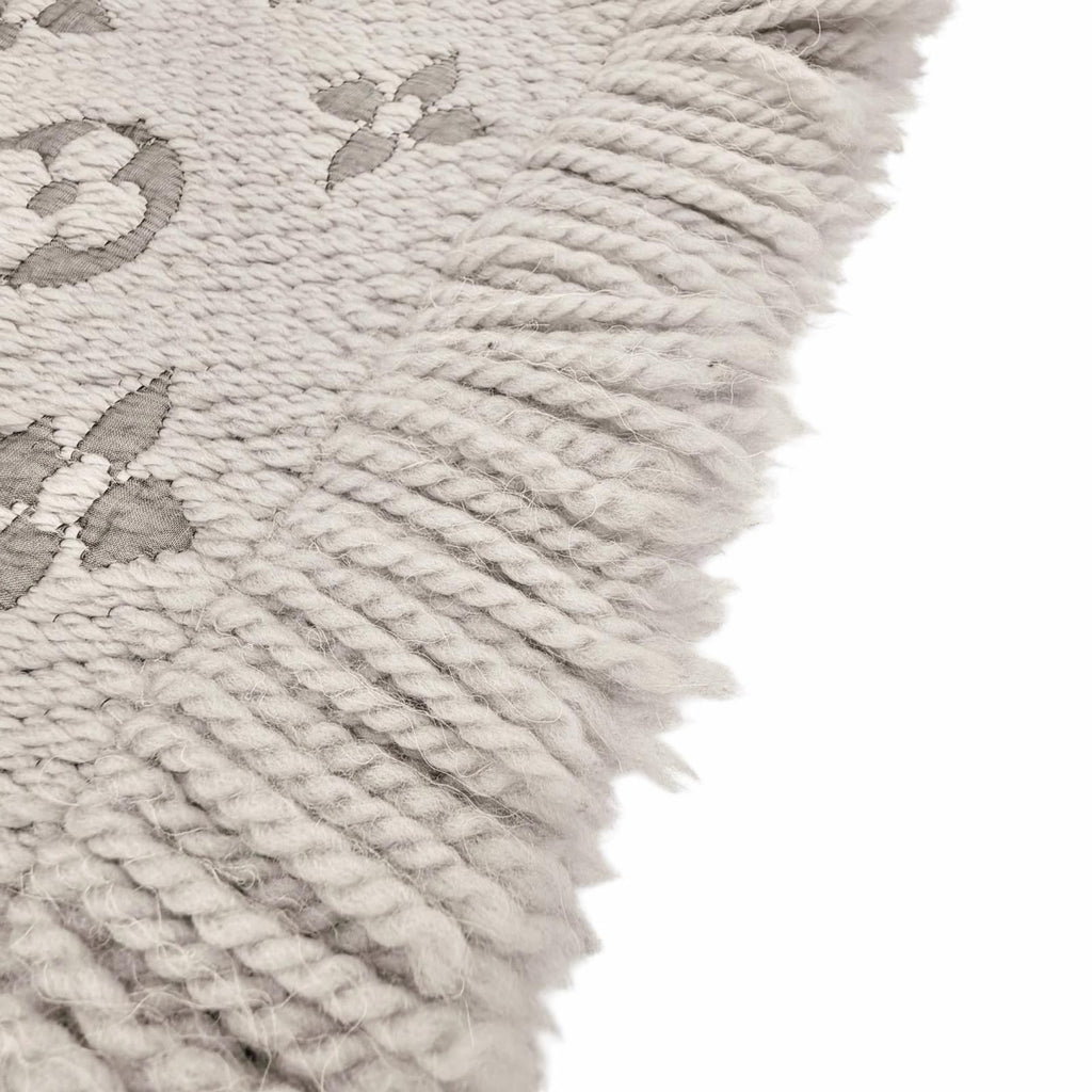 Louis Vuitton Echarpe Logo Mania Wool Silk Scarf with Fringe Gray — view 4