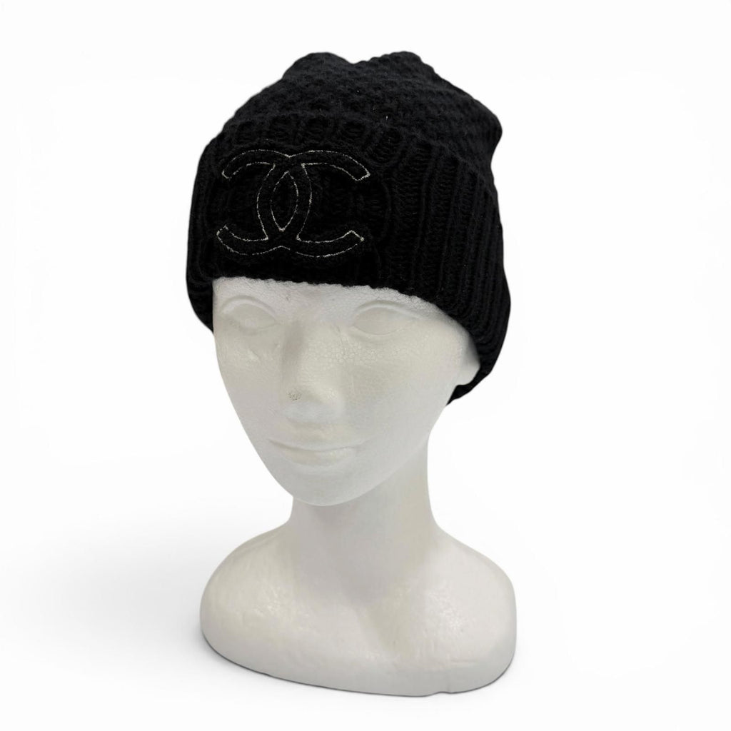 Chanel Cashmere CC Logo Hat Knit Cap Black — view 3