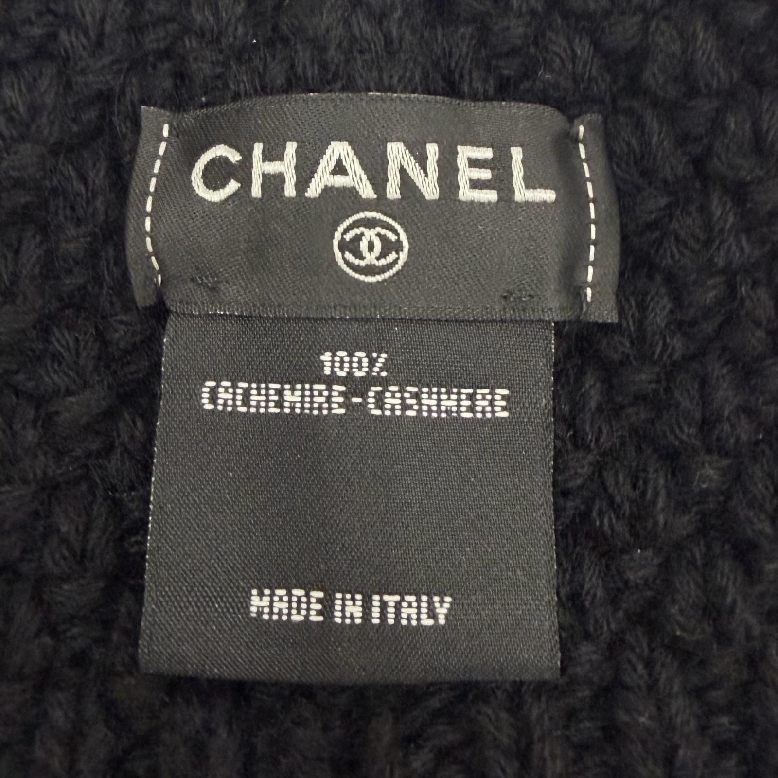 Chanel Cashmere CC Logo Hat Knit Cap Black — view 9