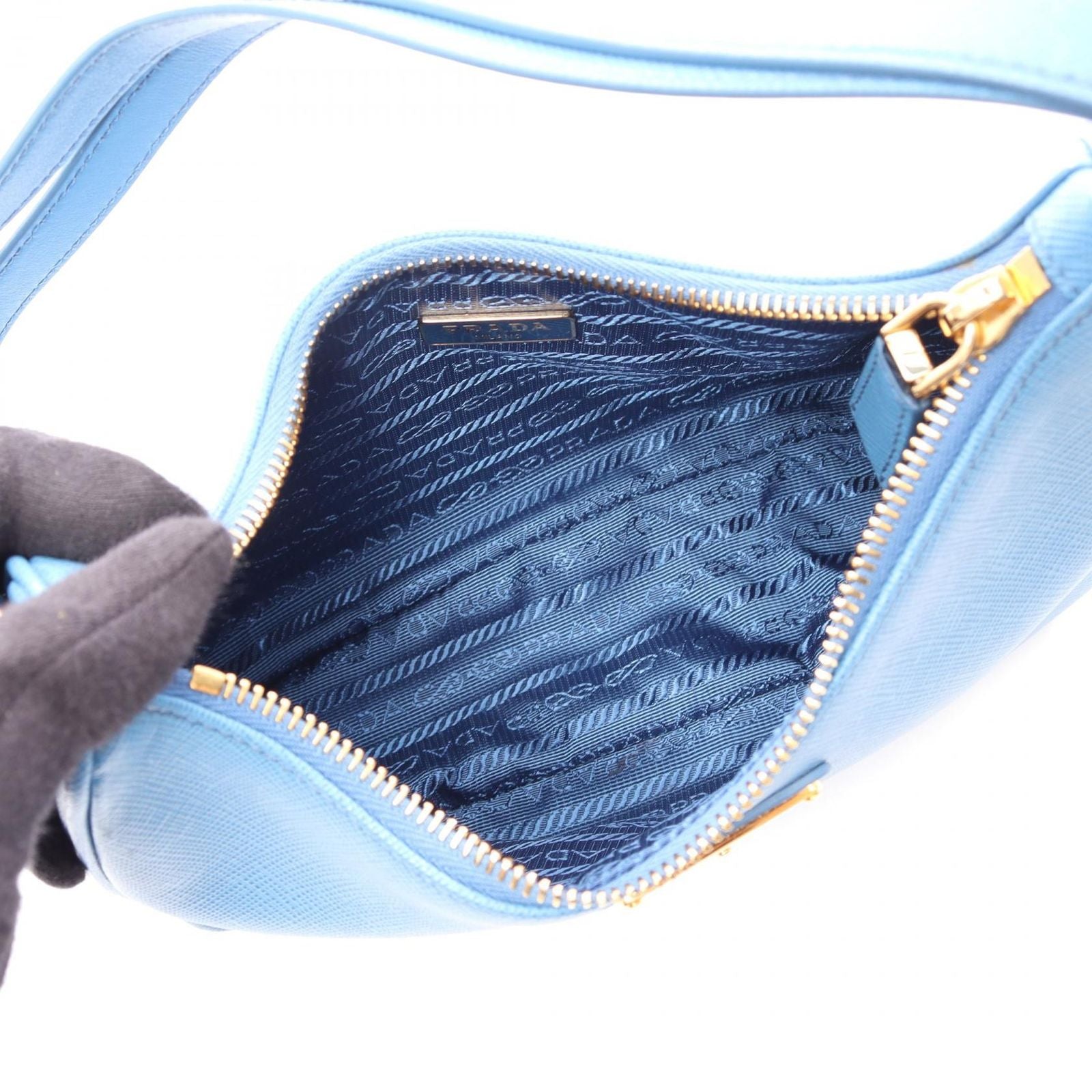 Prada Shoulder Bag Re Edition Blue Saffiano Leather — view 3