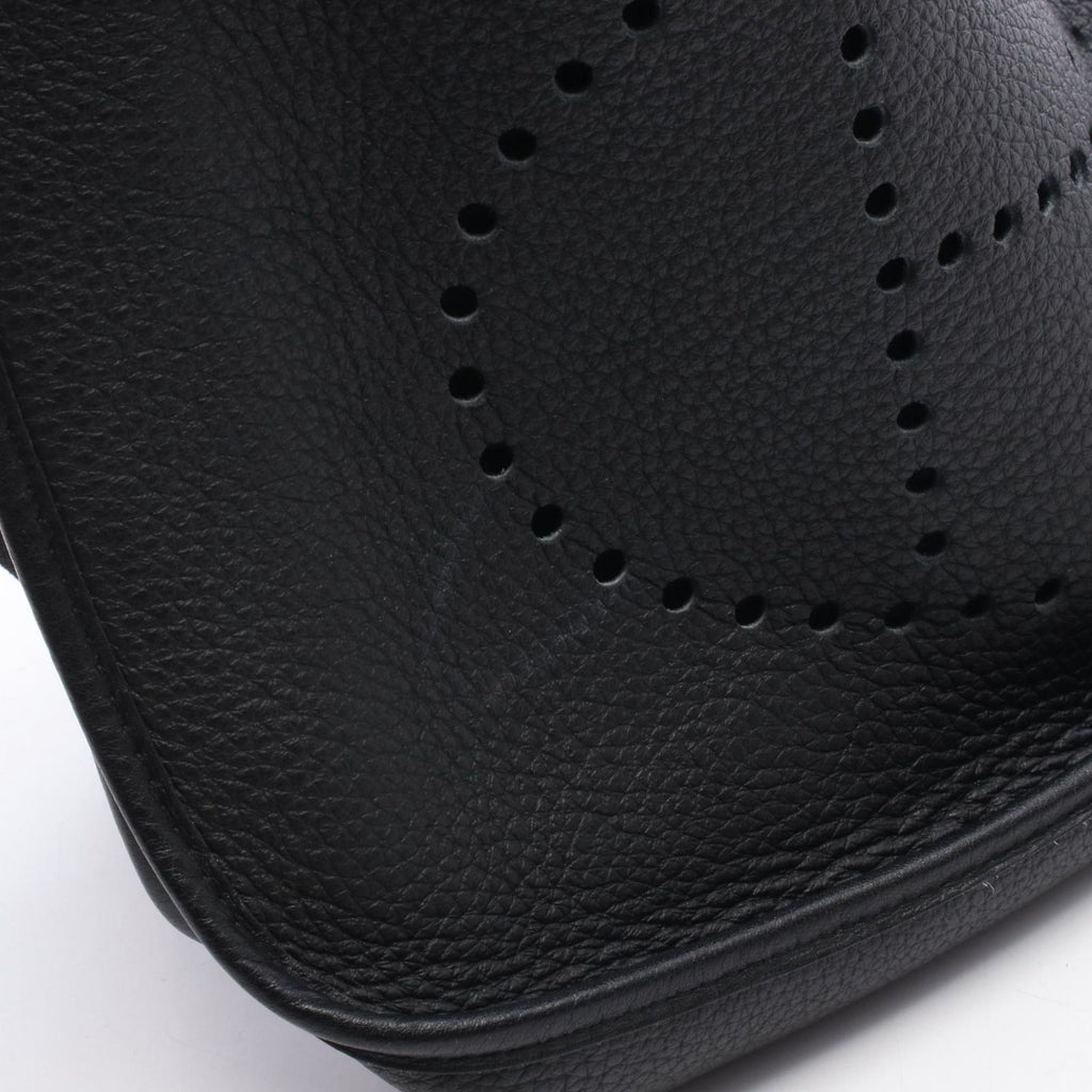Hermes Shoulder Bag Evelyne 1 Anne GM Black — view 8