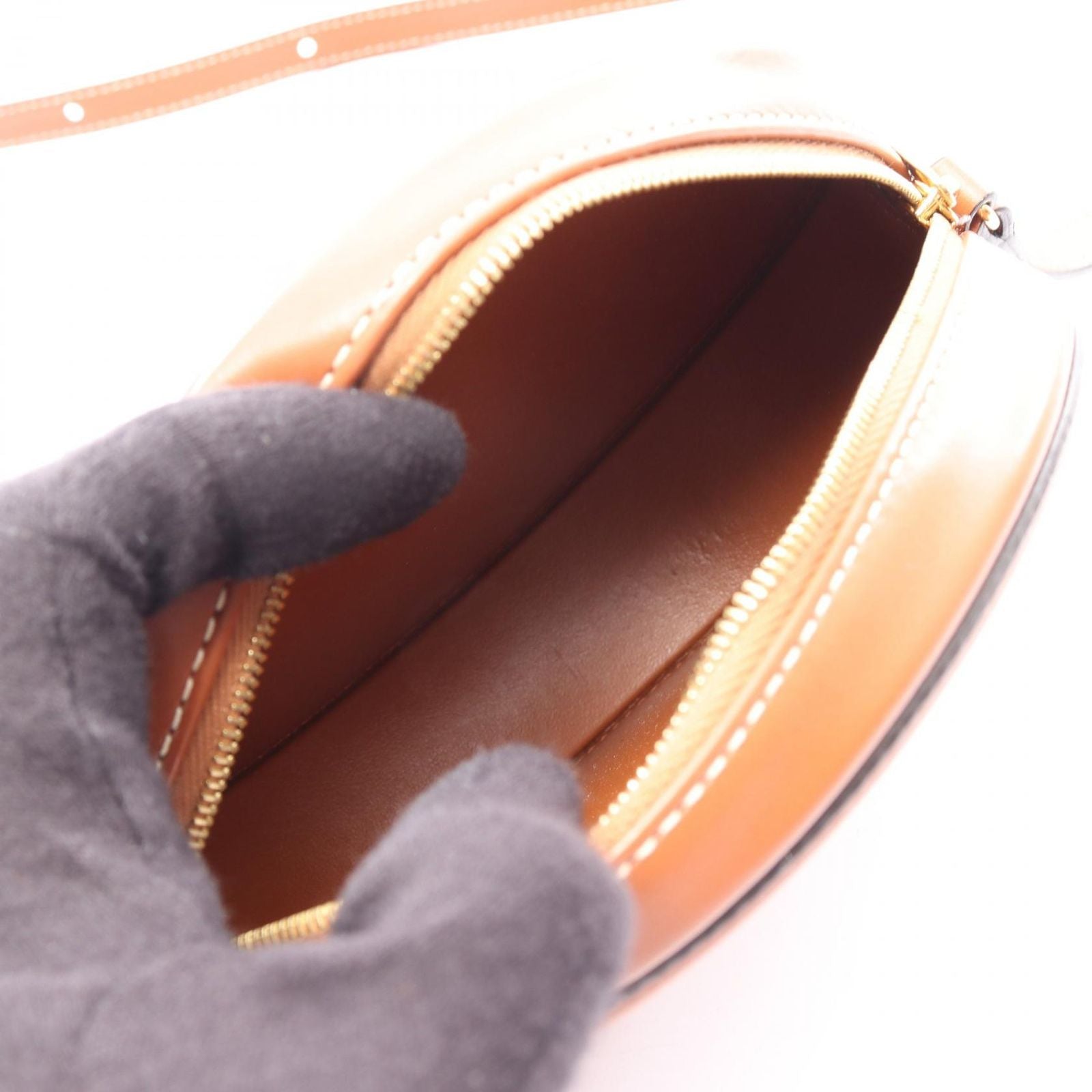 Celine Shoulder Bag Triomphe Oval Purse Cuir Brown Leather Cuil — view 3