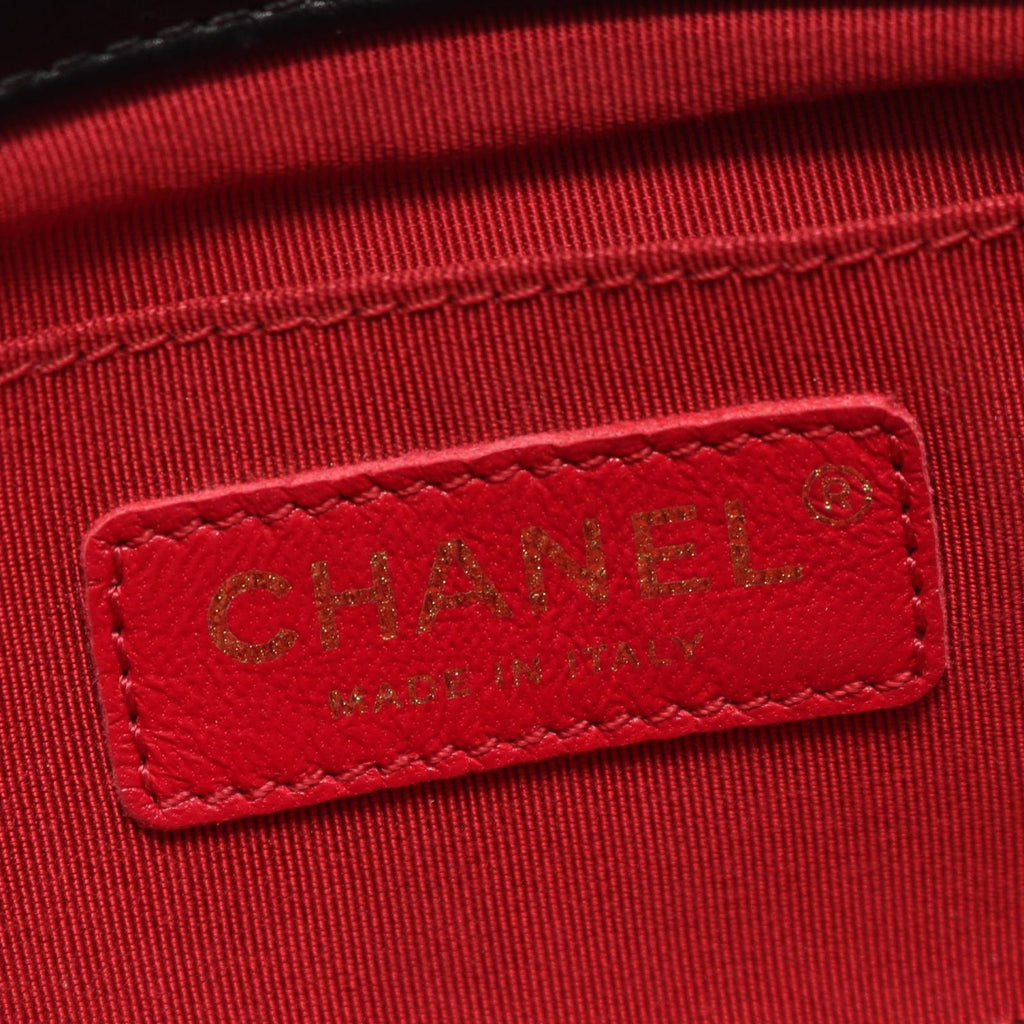 Chanel Shoulder Bag Quilted Black Lambskin Mini Pearl Chain — view 4