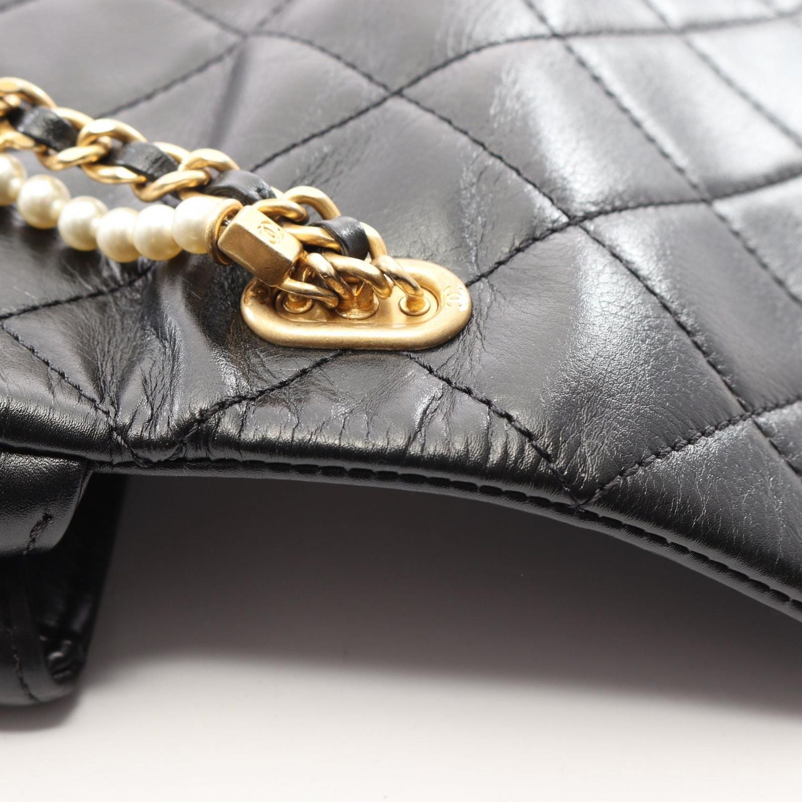 Chanel Shoulder Bag Quilted Black Lambskin Mini Pearl Chain — view 8
