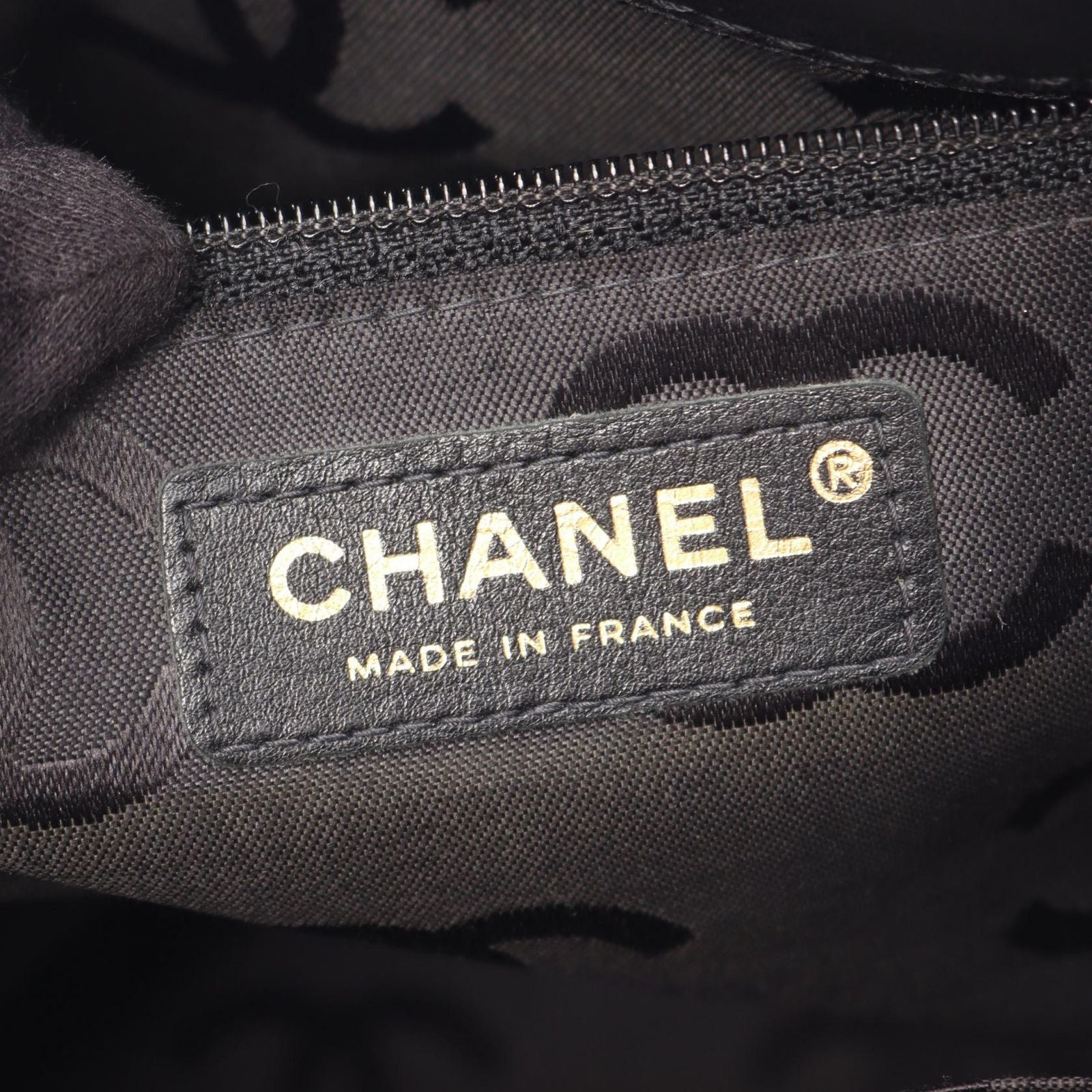 Chanel Tote Wild Stitch Black Leather — view 4