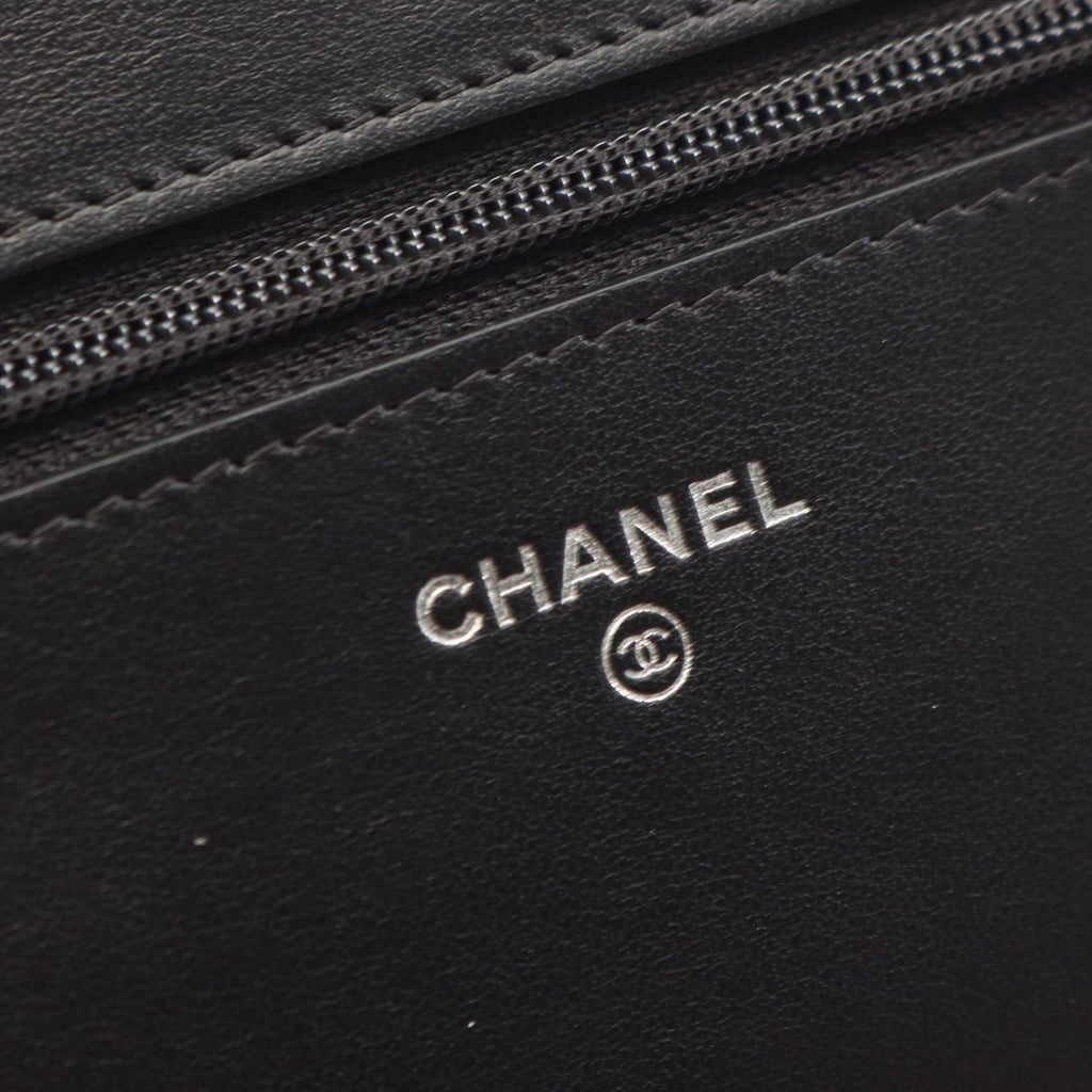 Chanel Shoulder Bag Gabriel de Black Quilted Chain Wallet — view 4