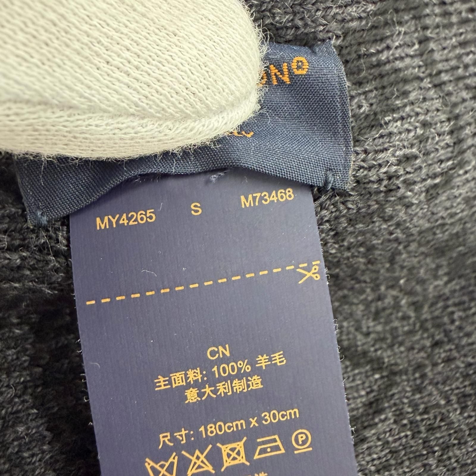 Louis Vuitton Echarpe My Monogram Eclipse Wool Logo Embroidery Scarf Black Gray — view 9