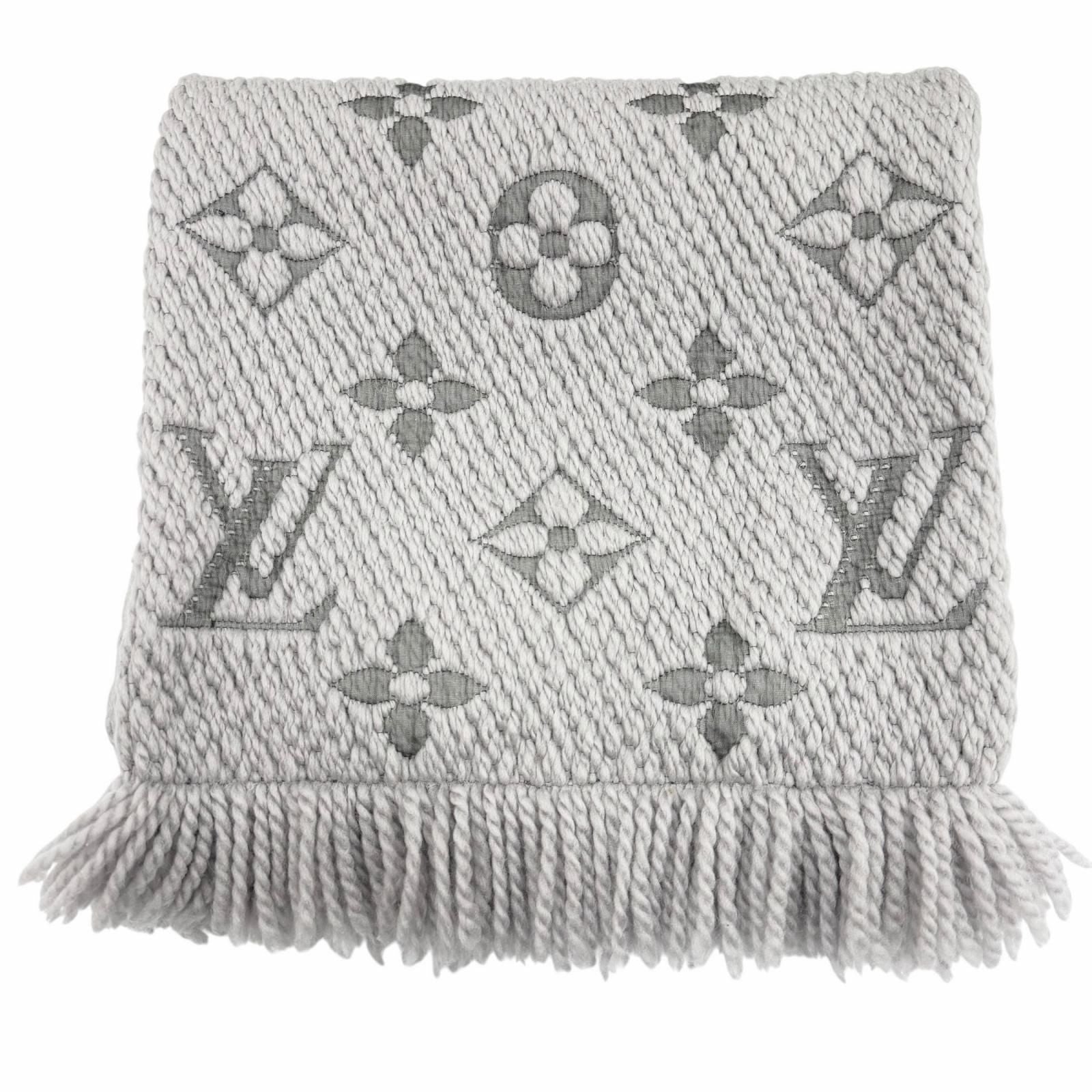Louis Vuitton Echarpe Logo Mania Monogram Wool Silk Gripe Loulou Scarf