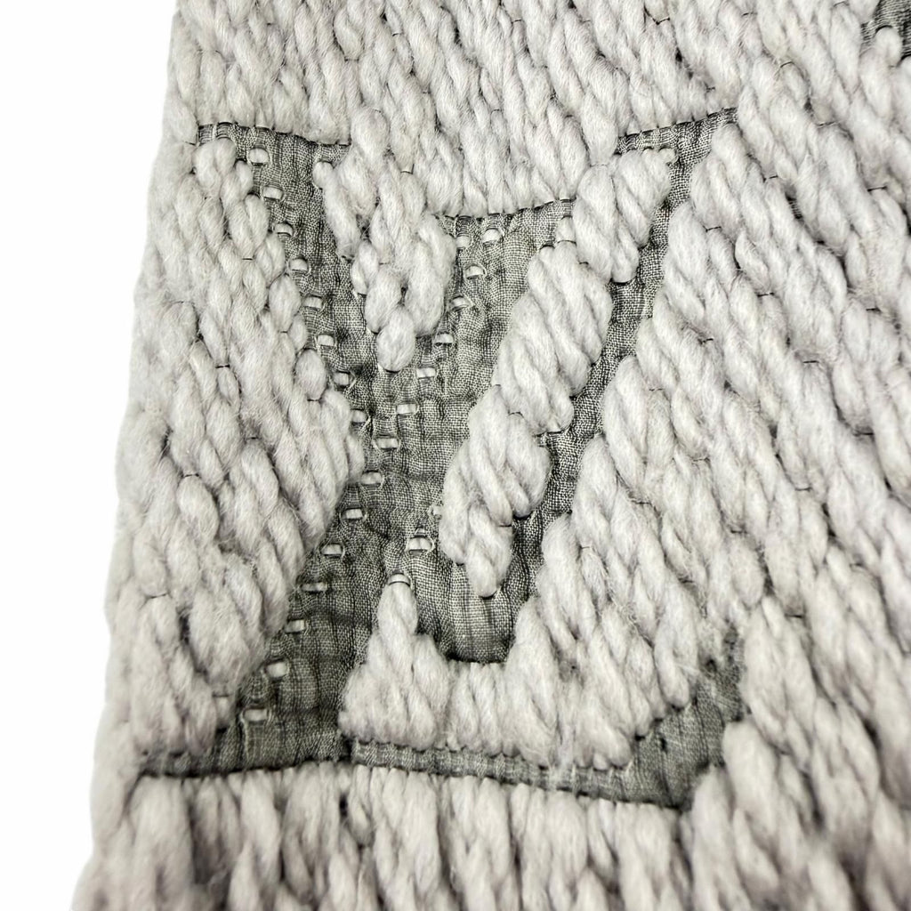 Louis Vuitton Echarpe Logo Mania Monogram Wool Silk Gripe Loulou Scarf — view 5