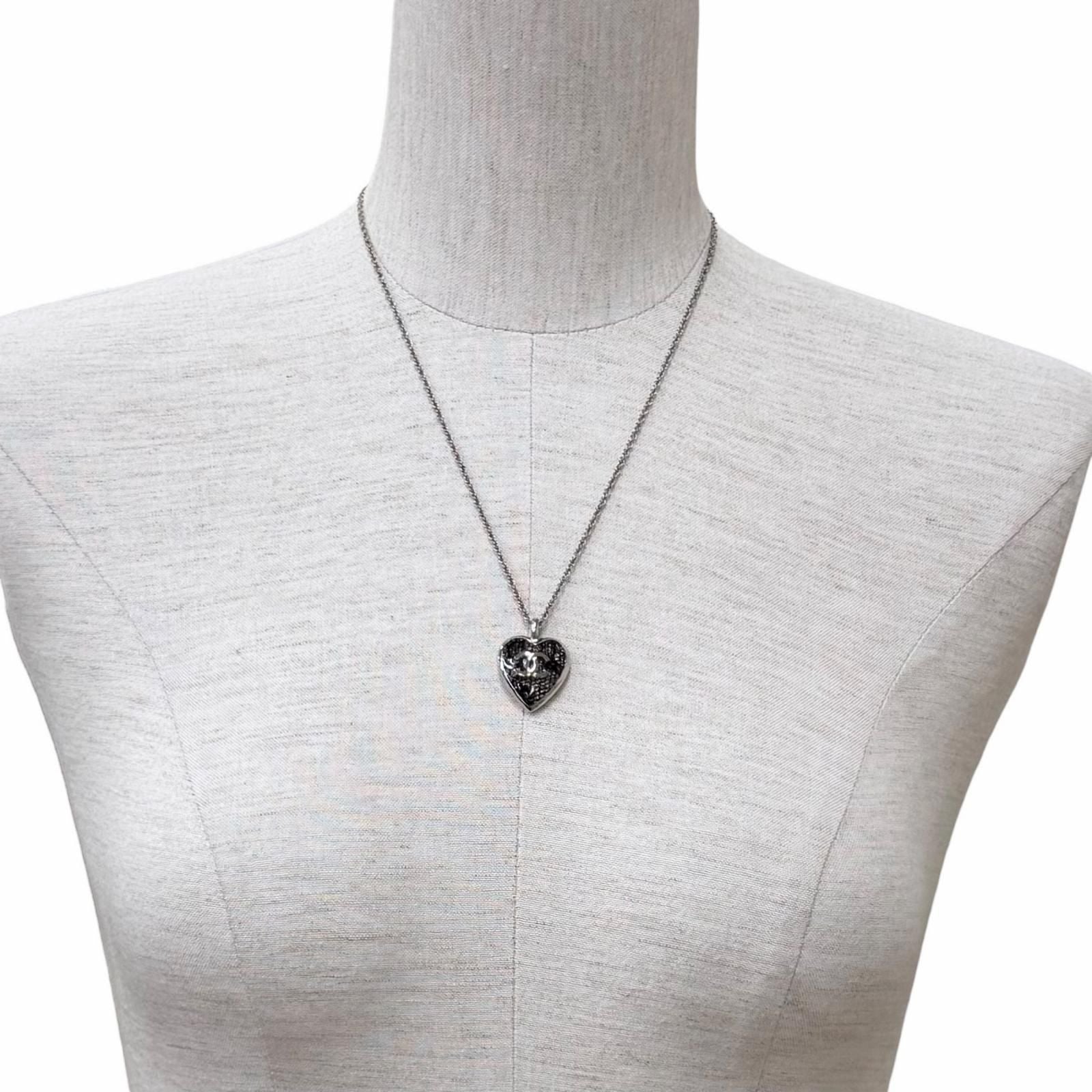 Chanel CC Logo Heart Lace Pendant Silver Black — view 3
