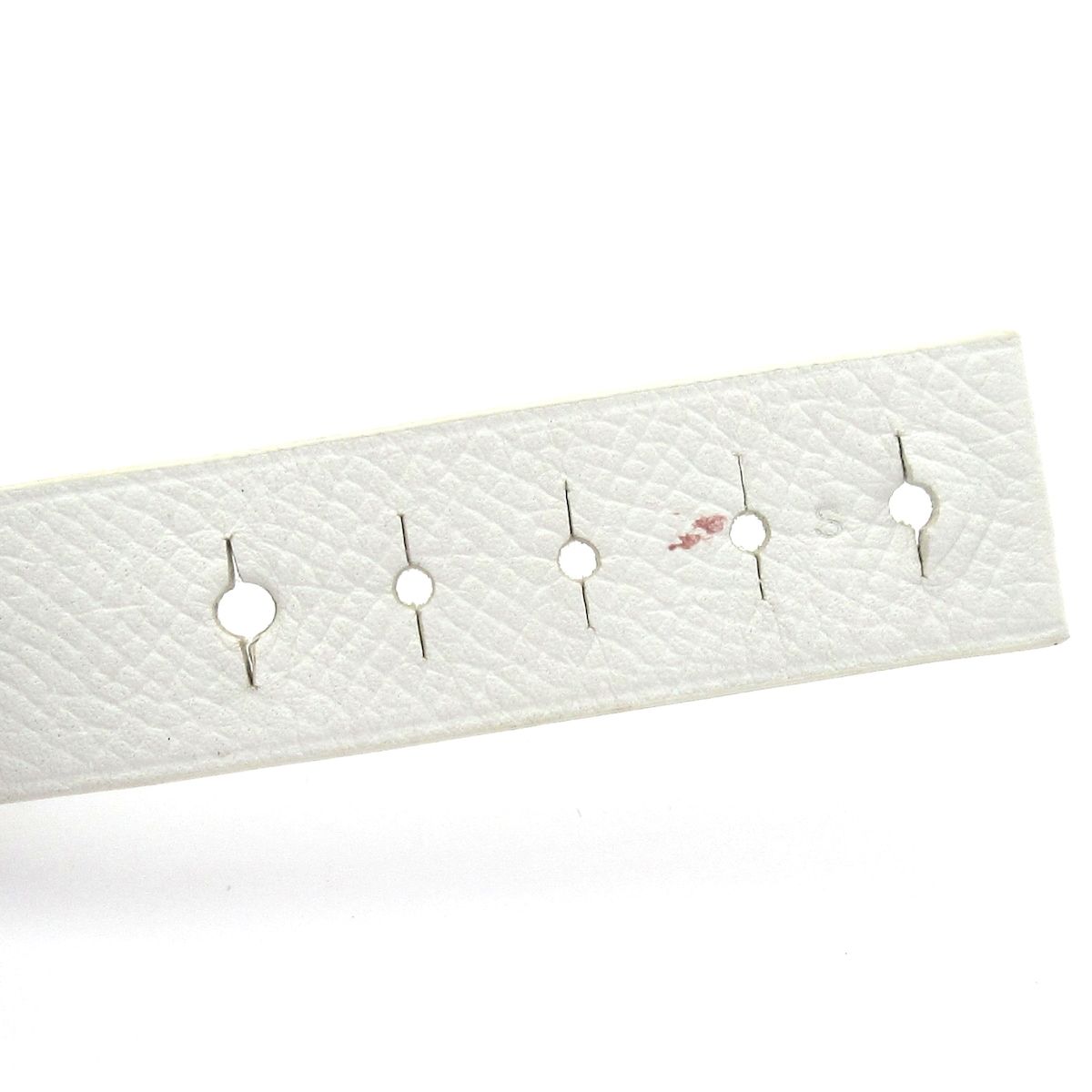 Hermes Watch Mini Barenia Round White — view 7