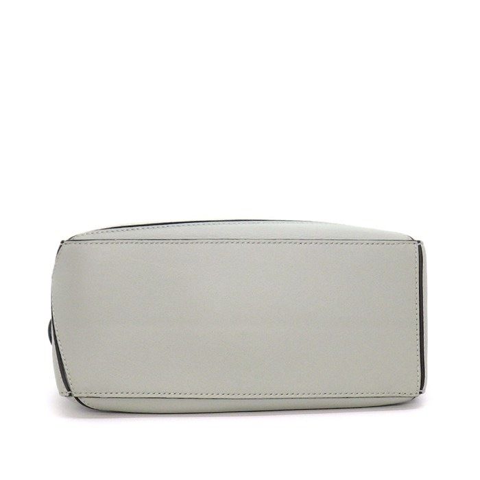 Loewe Shoulder Bag Puzzle Back Small Anniversary Limited Tokyo Ash Gray Leather — view 4