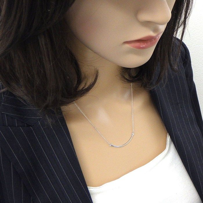 Tiffany & Co Necklace T Smile Small 18k White Gold — view 8