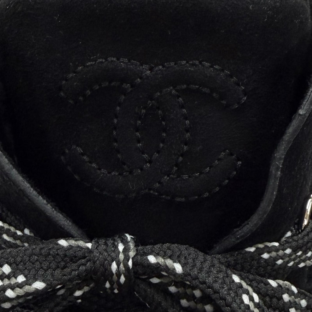 Chanel Coconage Suede Leather Quilted CC Logo Short Boots Black Silver — view 8