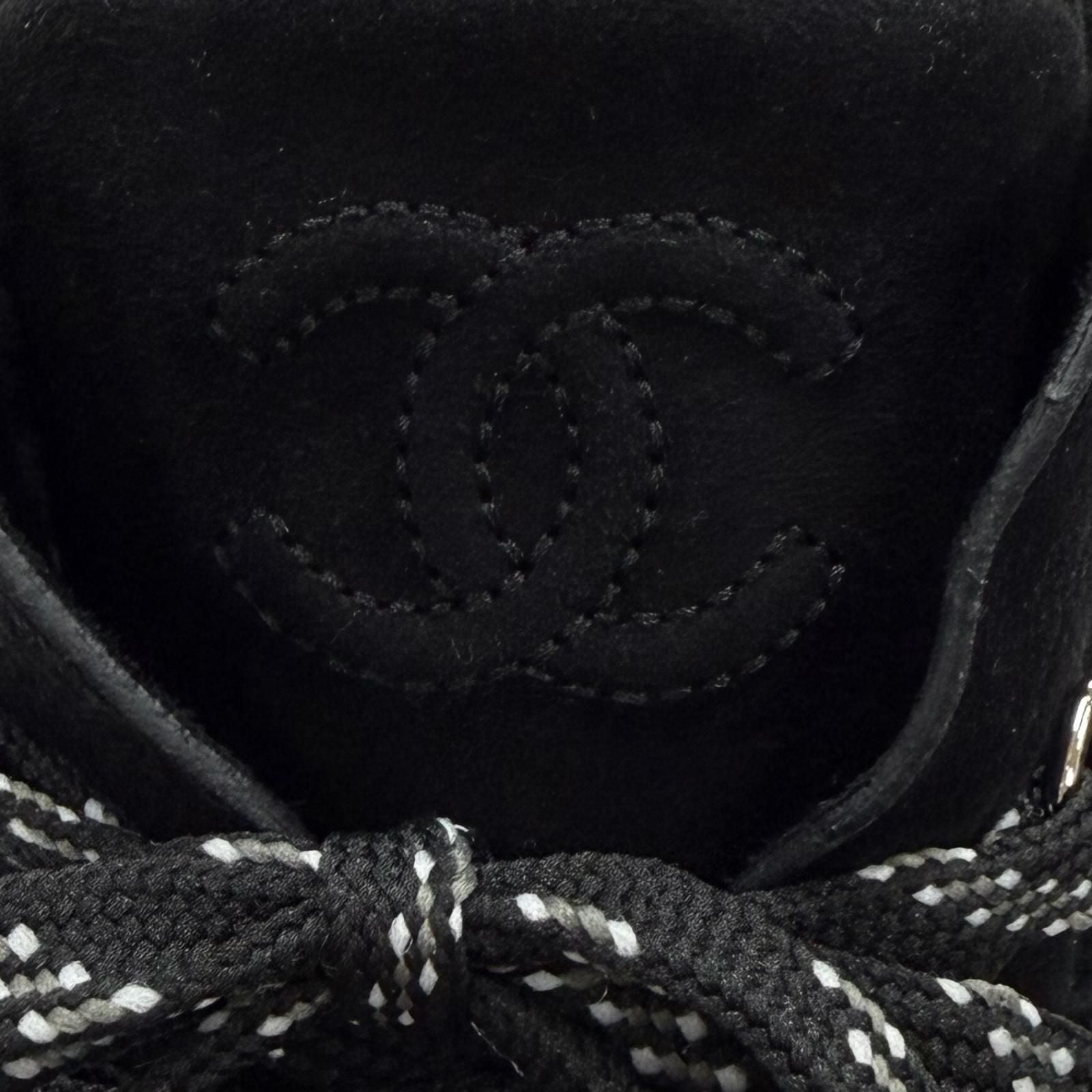 Chanel Coconage Suede Leather Quilted CC Logo Short Boots Black Silver — view 8