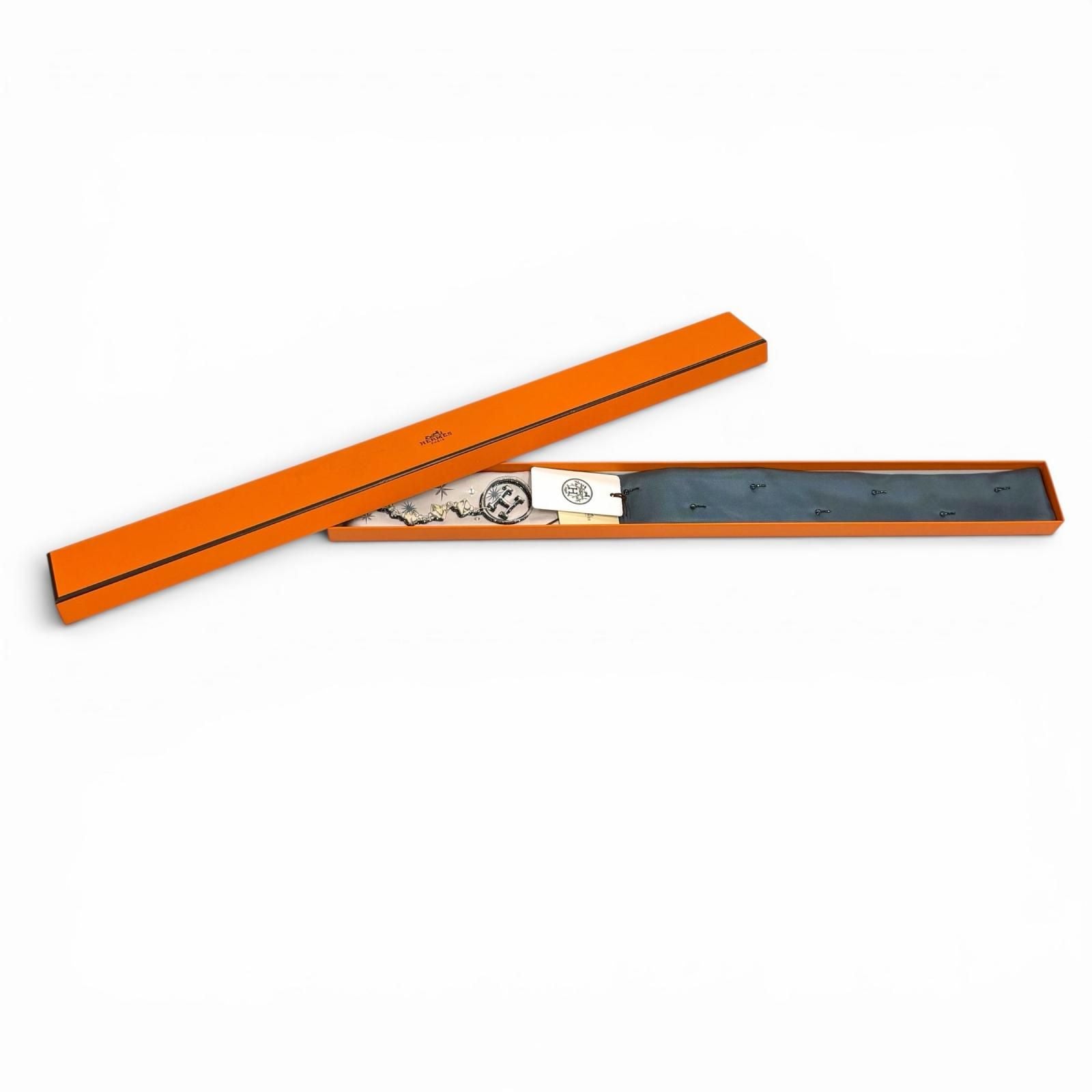 Hermes 100% 282700 Scarf — view 2