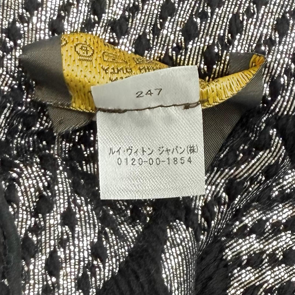Louis Vuitton Echarpe Logo Mania Shine Wool Silk Blend Scarf with Fringe Black — view 7