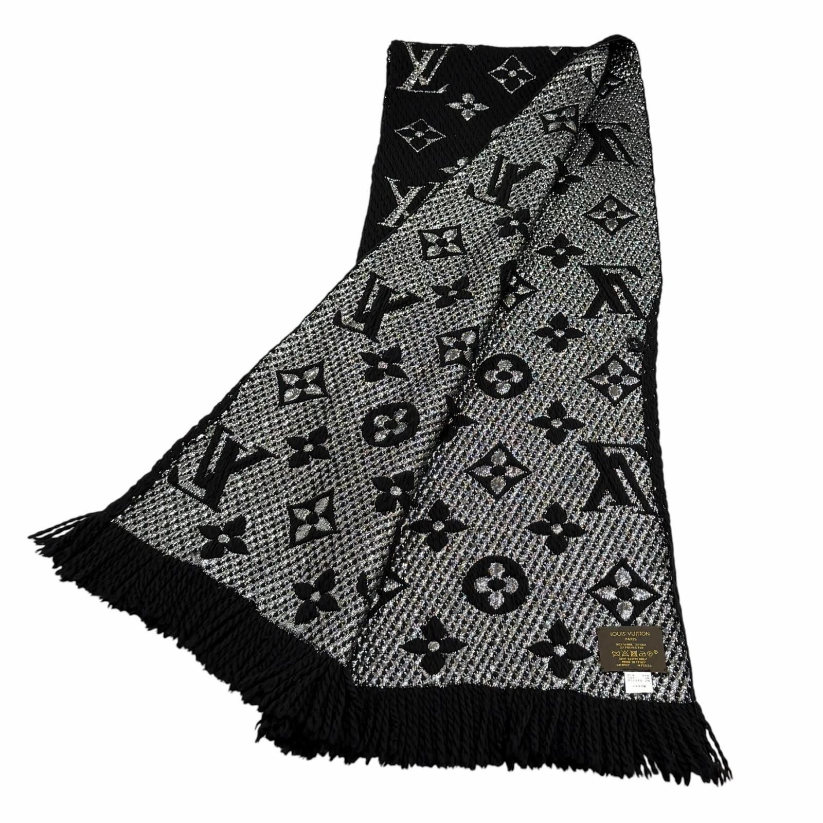 Louis Vuitton Echarpe Logo Mania Shine Wool Silk Blend Scarf with Fringe Black — view 2