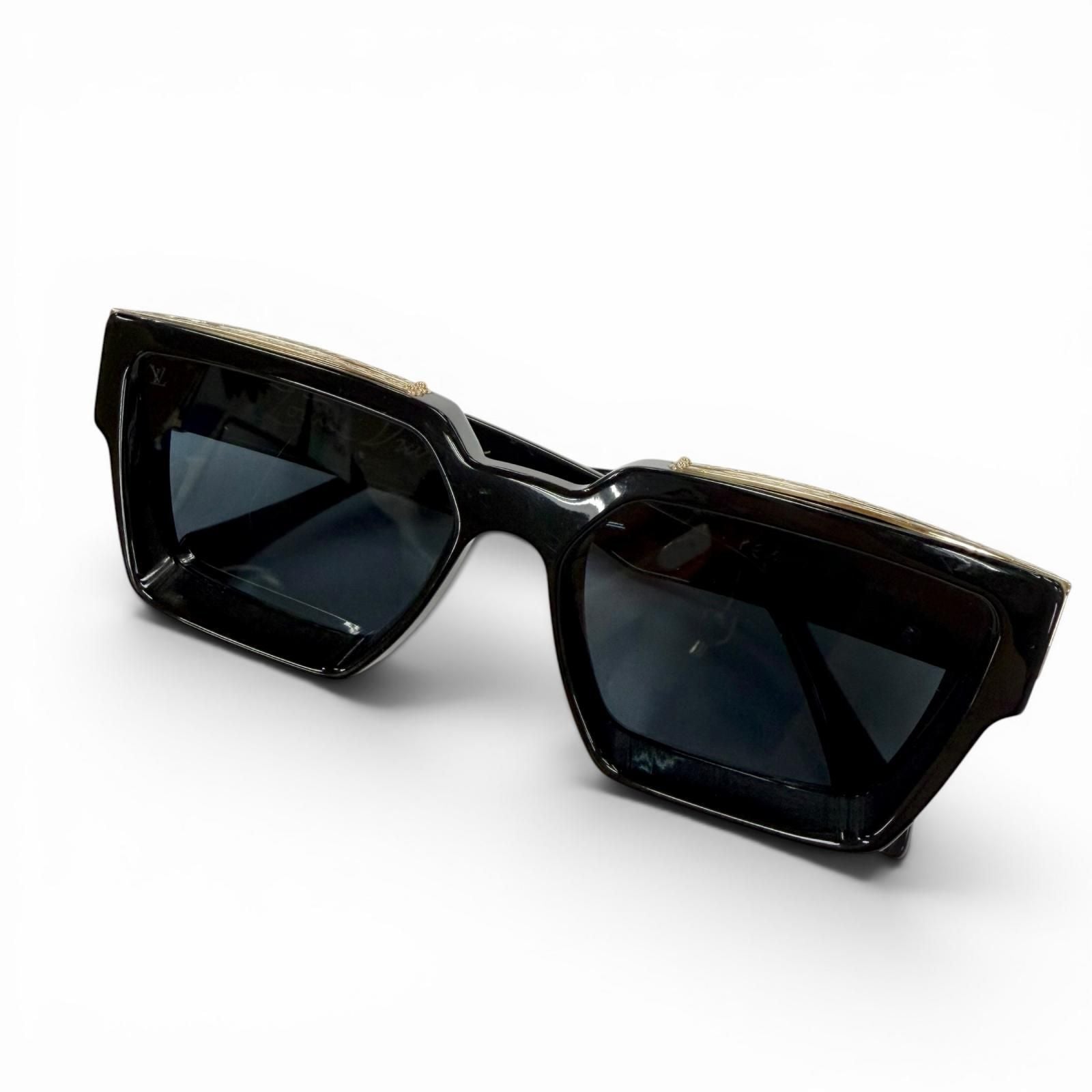 Louis Vuitton 1.1 Millionaire Monogram Frame Sunglasses Black Gold Demo Lens