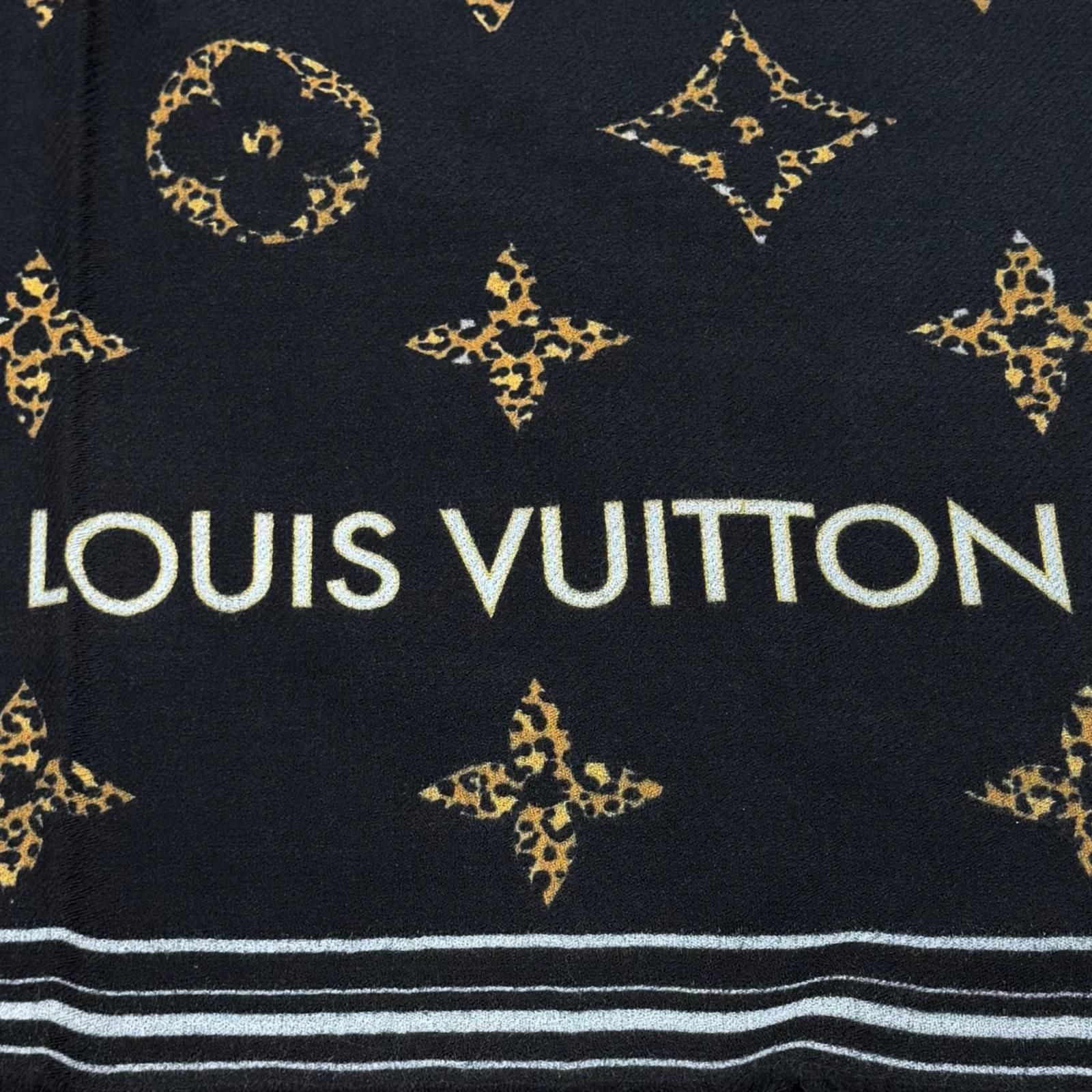 Louis Vuitton Wool with Logo Monogram Leopard with Fringe Shawl Black Scarf — view 9