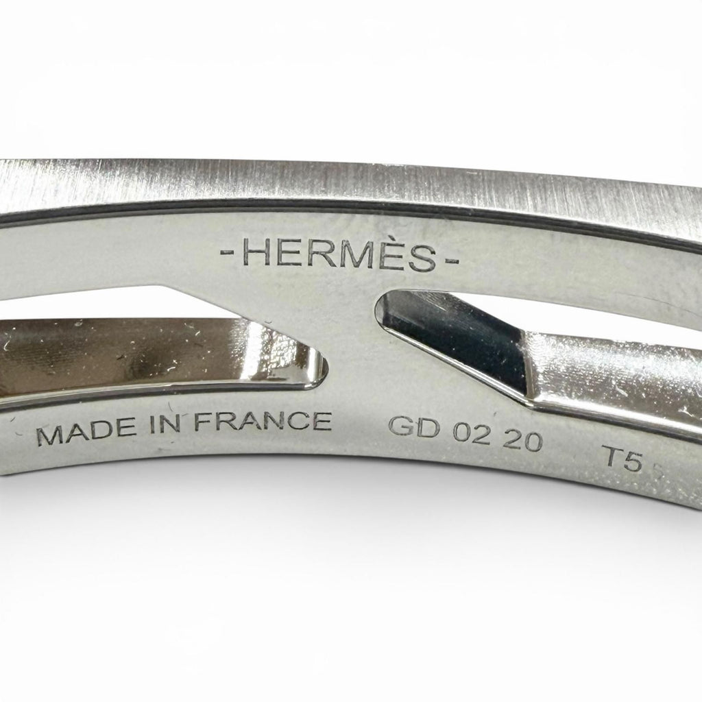 Hermes Delta Calf Metal T5 Bangle Bracelet Silver — view 7