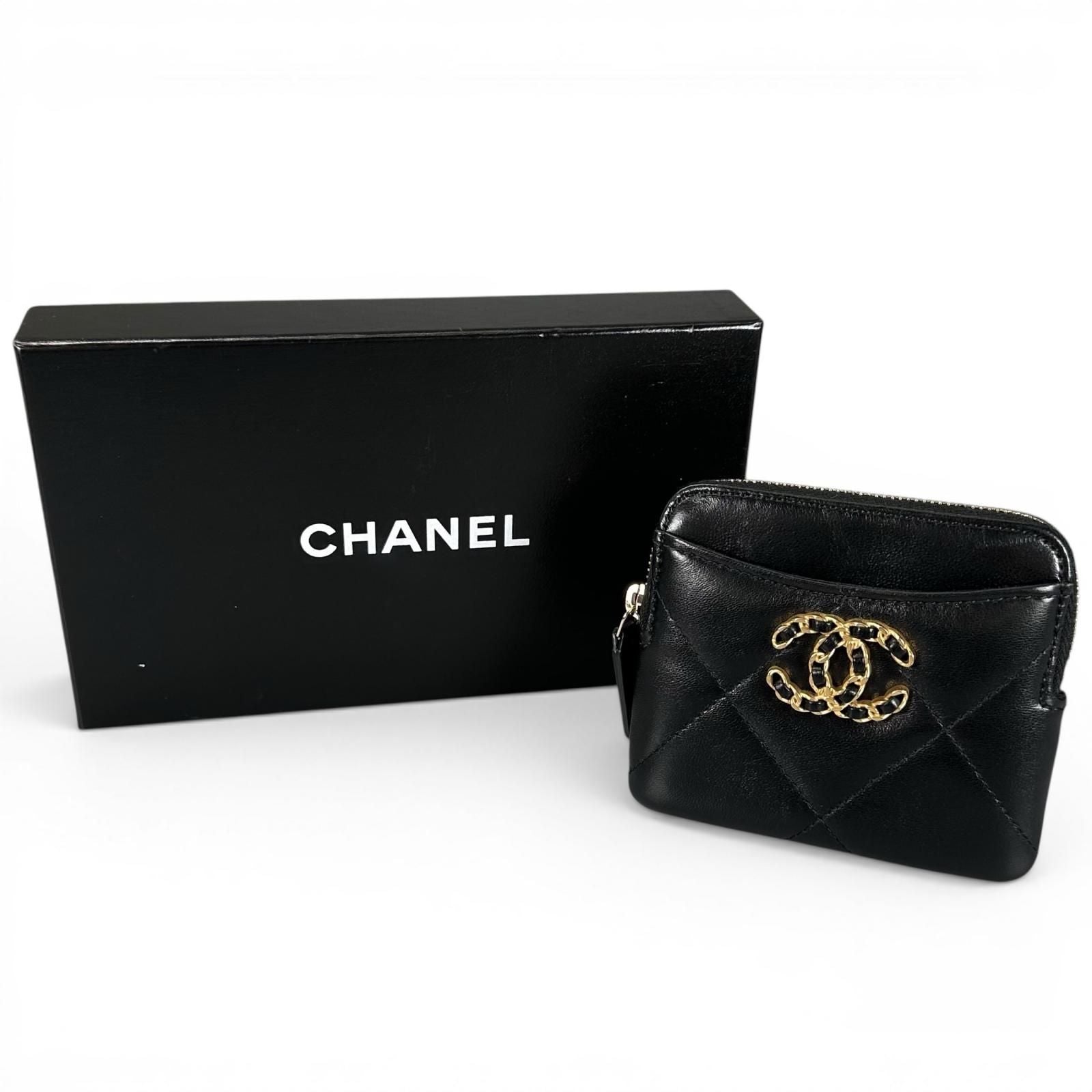 Chanel Lambskin Leather Coin Purse Mini Wallet CC Logo Case Black Gold — view 2
