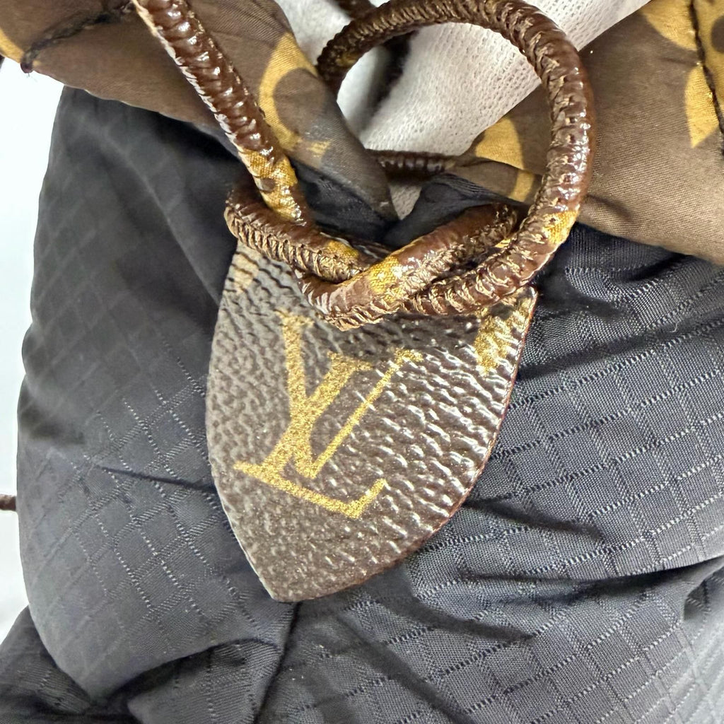 Louis Vuitton Pillow Line Monogram Snow Boots Short Black — view 9