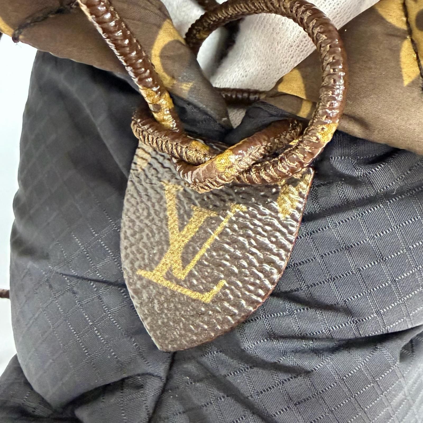 Louis Vuitton Pillow Line Monogram Snow Boots Short Black — view 9