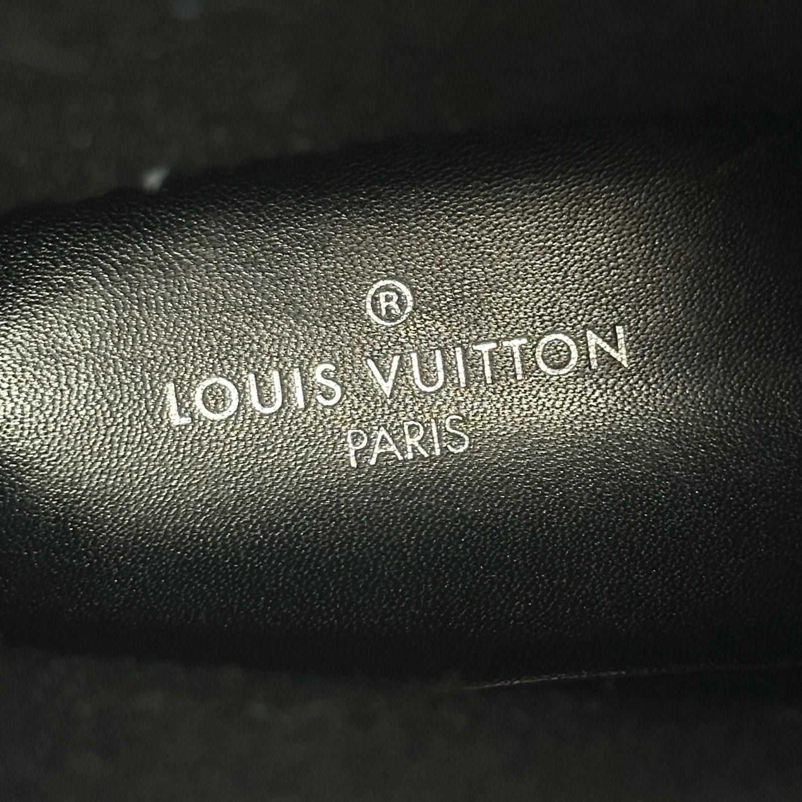 Louis Vuitton Drops Line Rubber Monogram Rain Boots Black — view 9