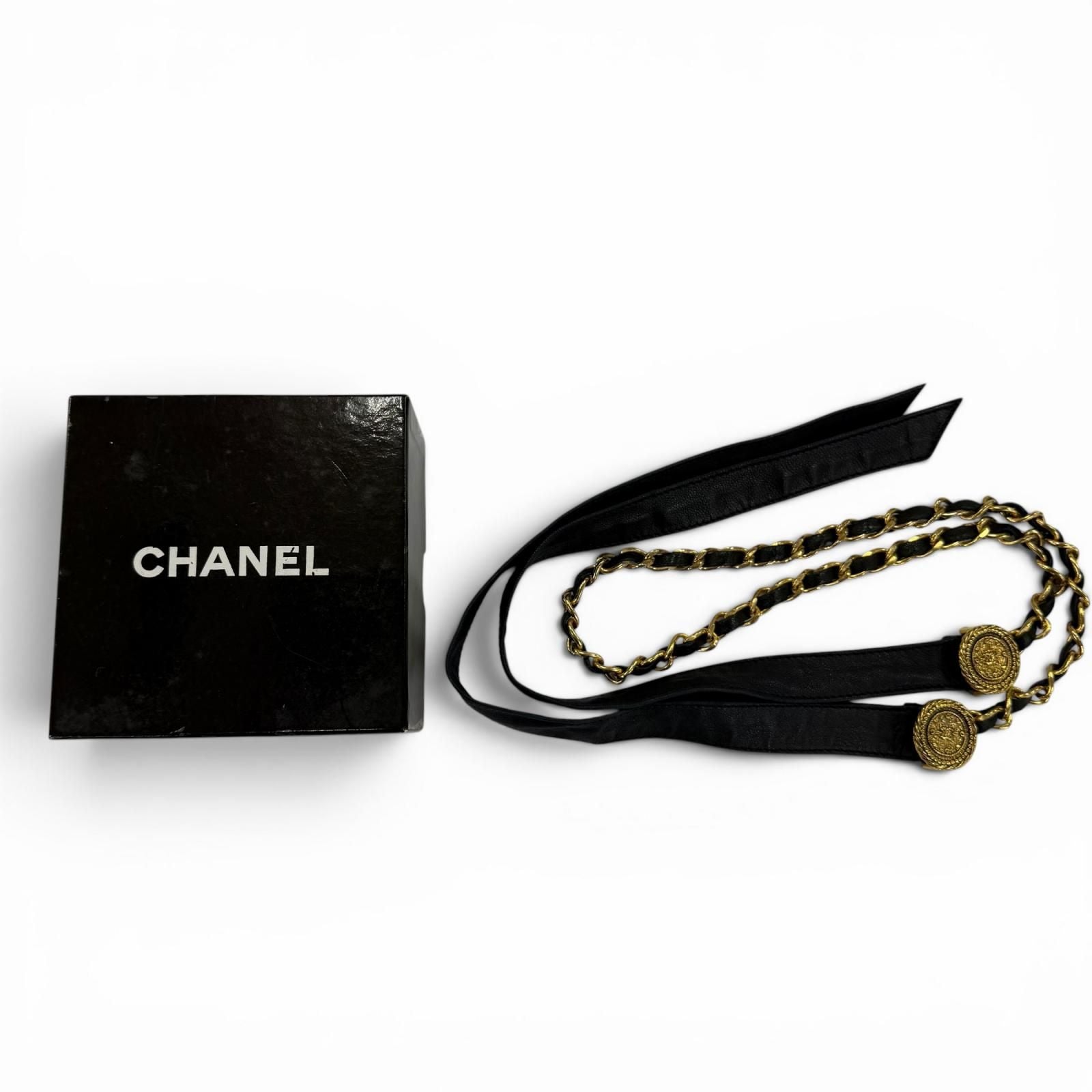 Chanel Vintage CC Logo Chain Leather Ribbon Belt Black Gold — view 2