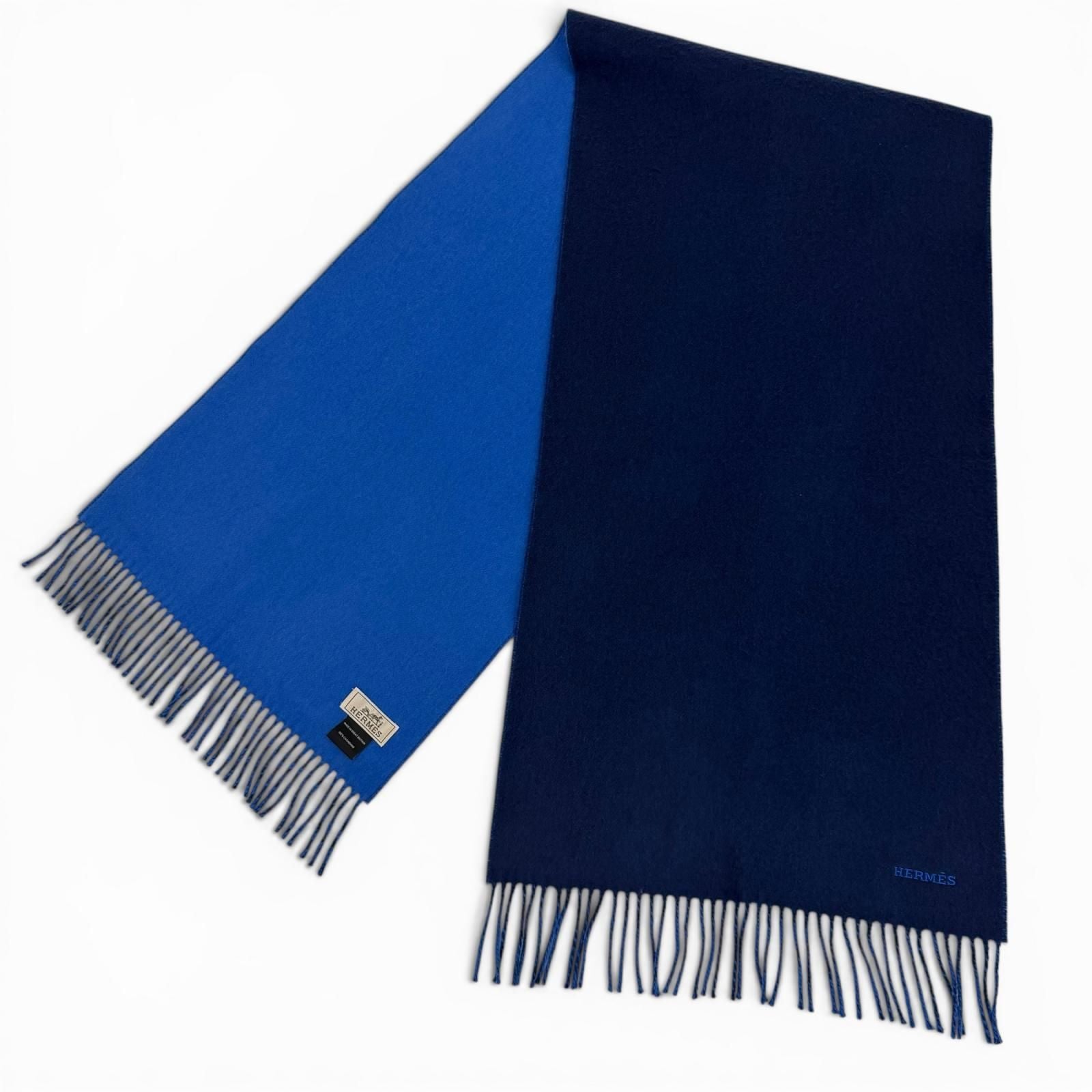 Hermes Recto Verso Cashmere Bicolor Logo Embroidery with Fringe Reversible — view 4