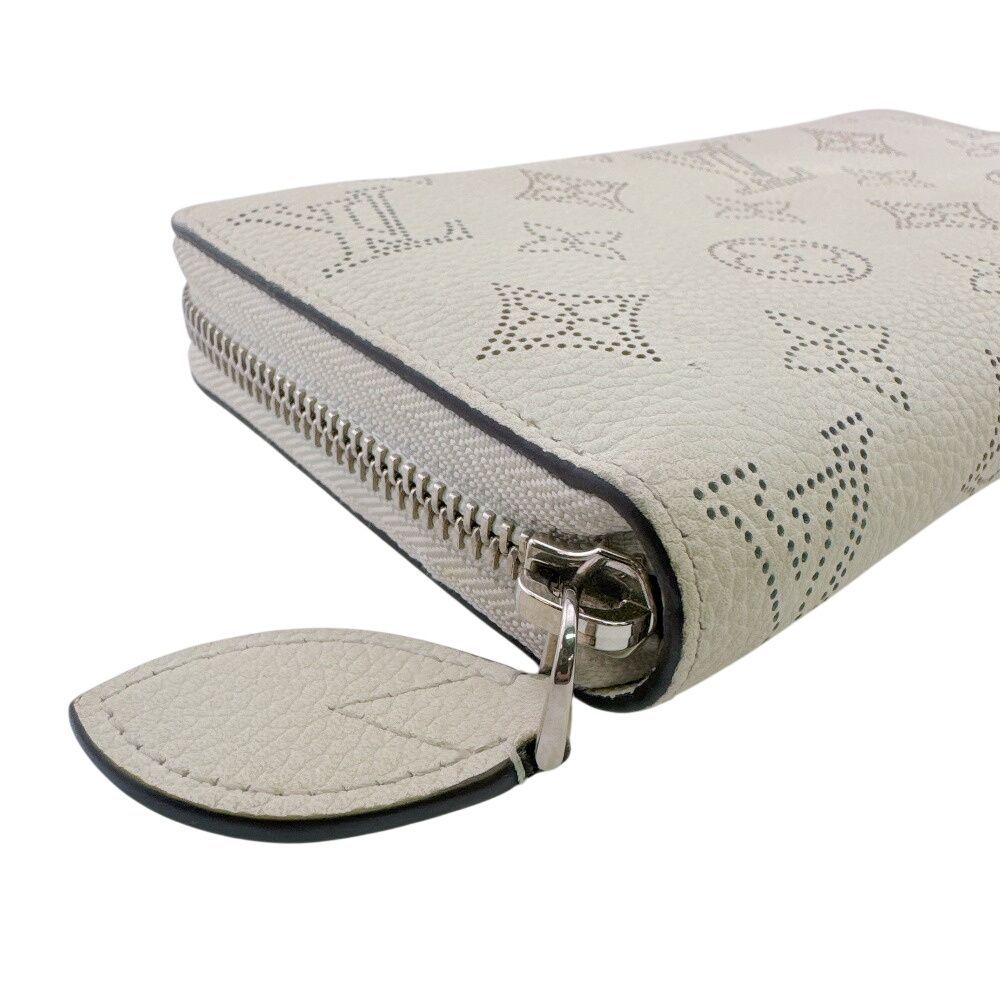 Louis Vuitton Zippy Wallet Zip Around Mahina — view 5