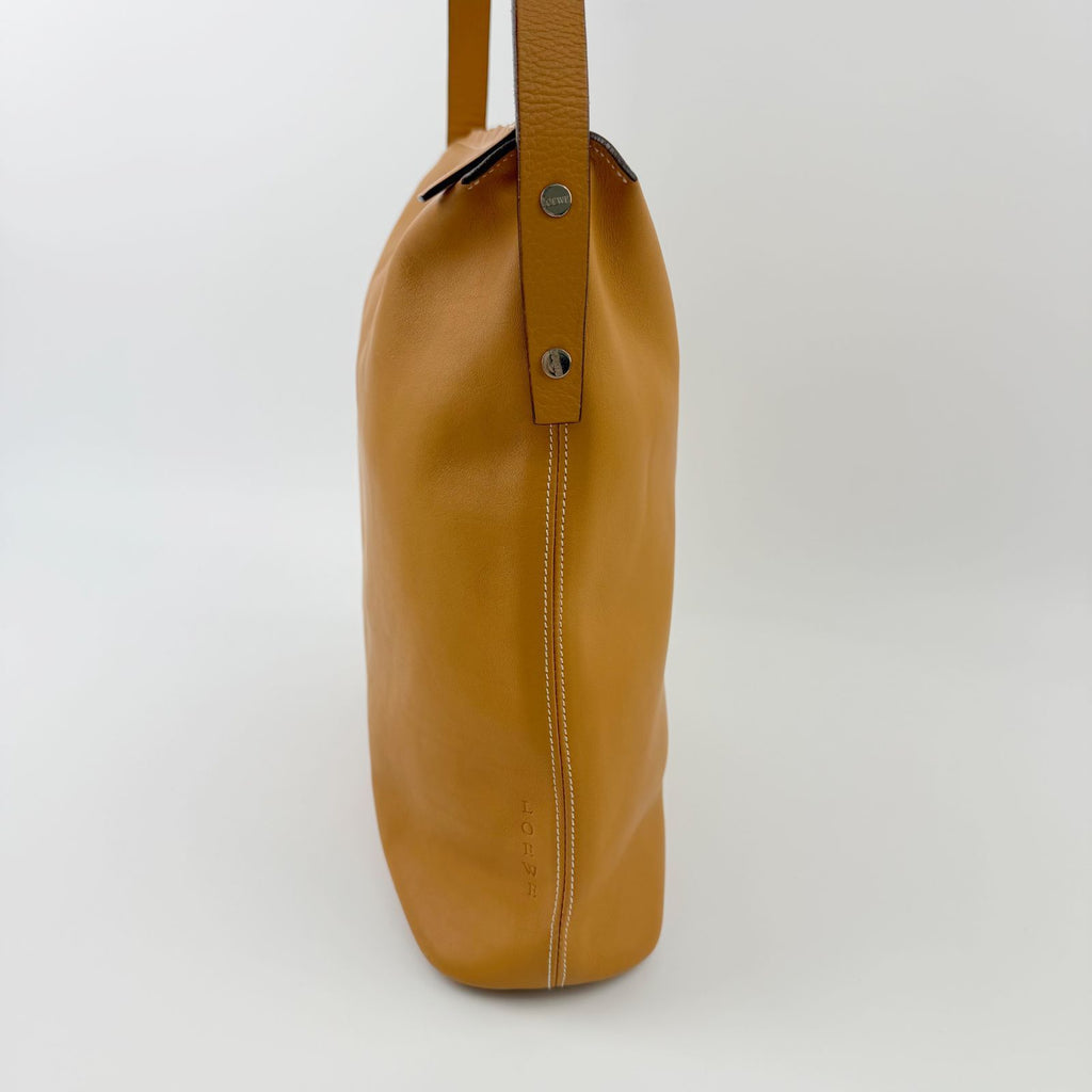 Loewe Leather Shoulder Bag Camel Silver Vintage — view 5