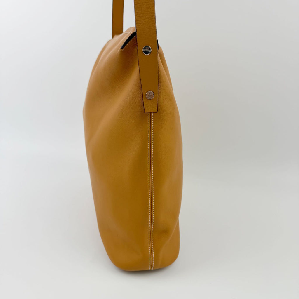 Loewe Leather Shoulder Bag Camel Silver Vintage — view 6