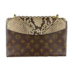 Louis Vuitton Shoulder Bag Monogram Saint Placide — view 3