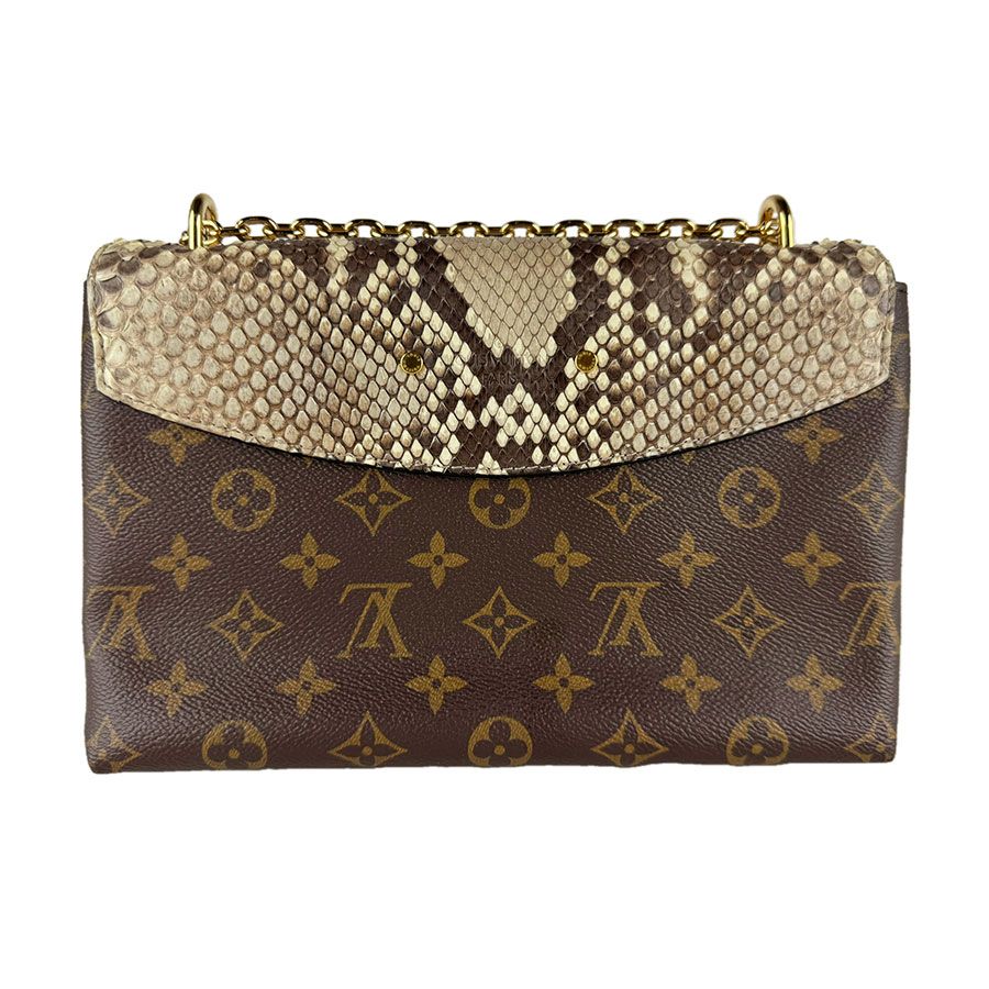Louis Vuitton Shoulder Bag Monogram Saint Placide — view 3