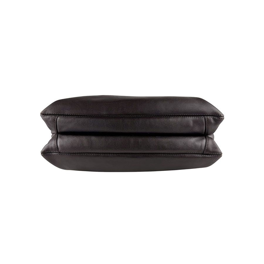 Chanel Shoulder Bag Brown — view 4