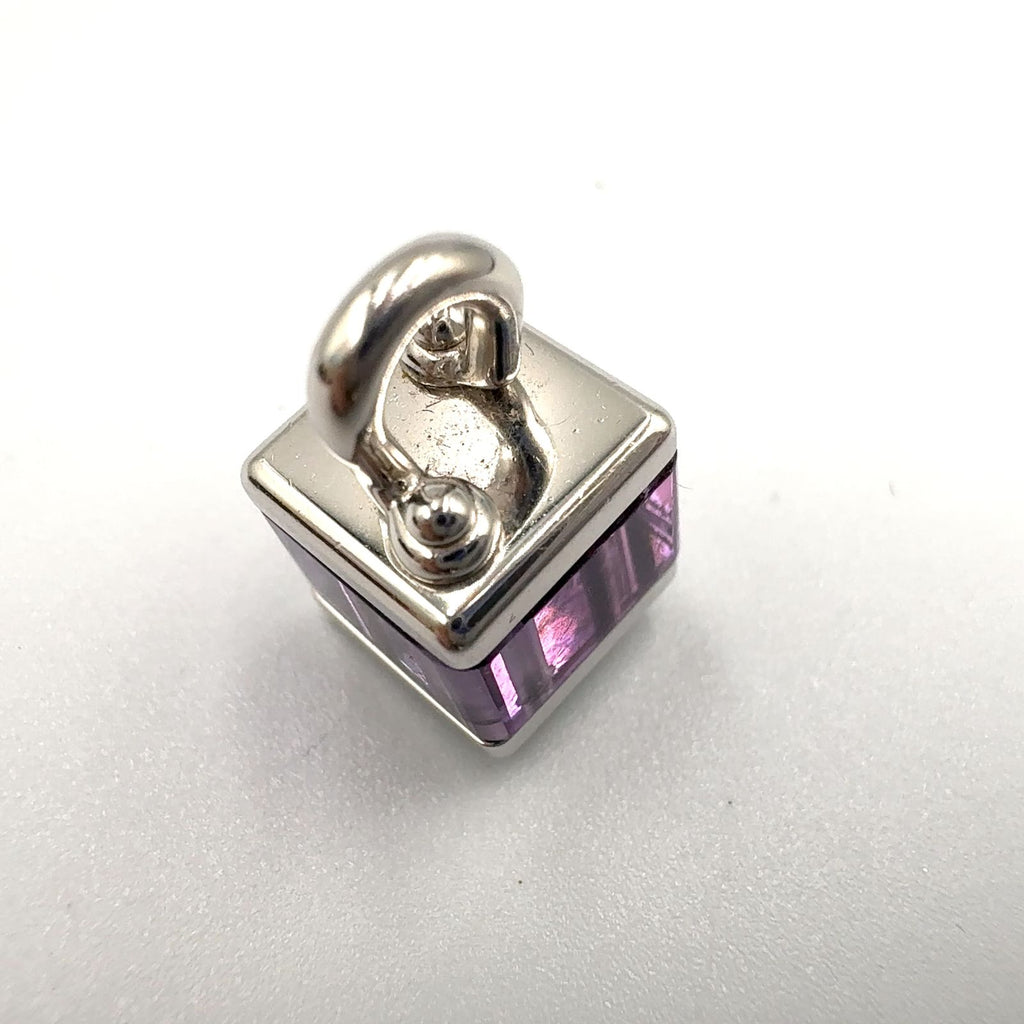 Louis Vuitton Charm Amplise Amethyst White Gold Light Purple Pendant — view 5