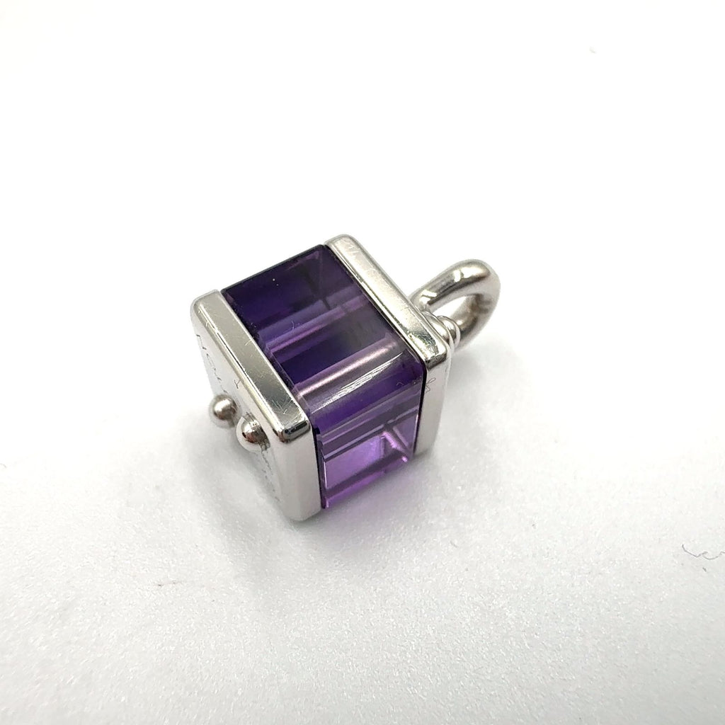 Louis Vuitton Charm Amplise Amethyst White Gold Light Purple Pendant — view 4