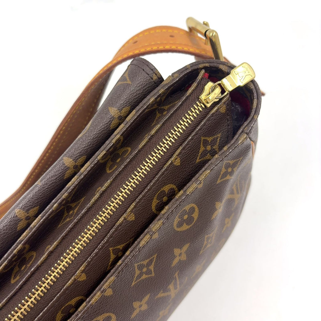 Louis Vuitton GM Monogram Leather Brown Light Shoulder Bag Gold — view 8