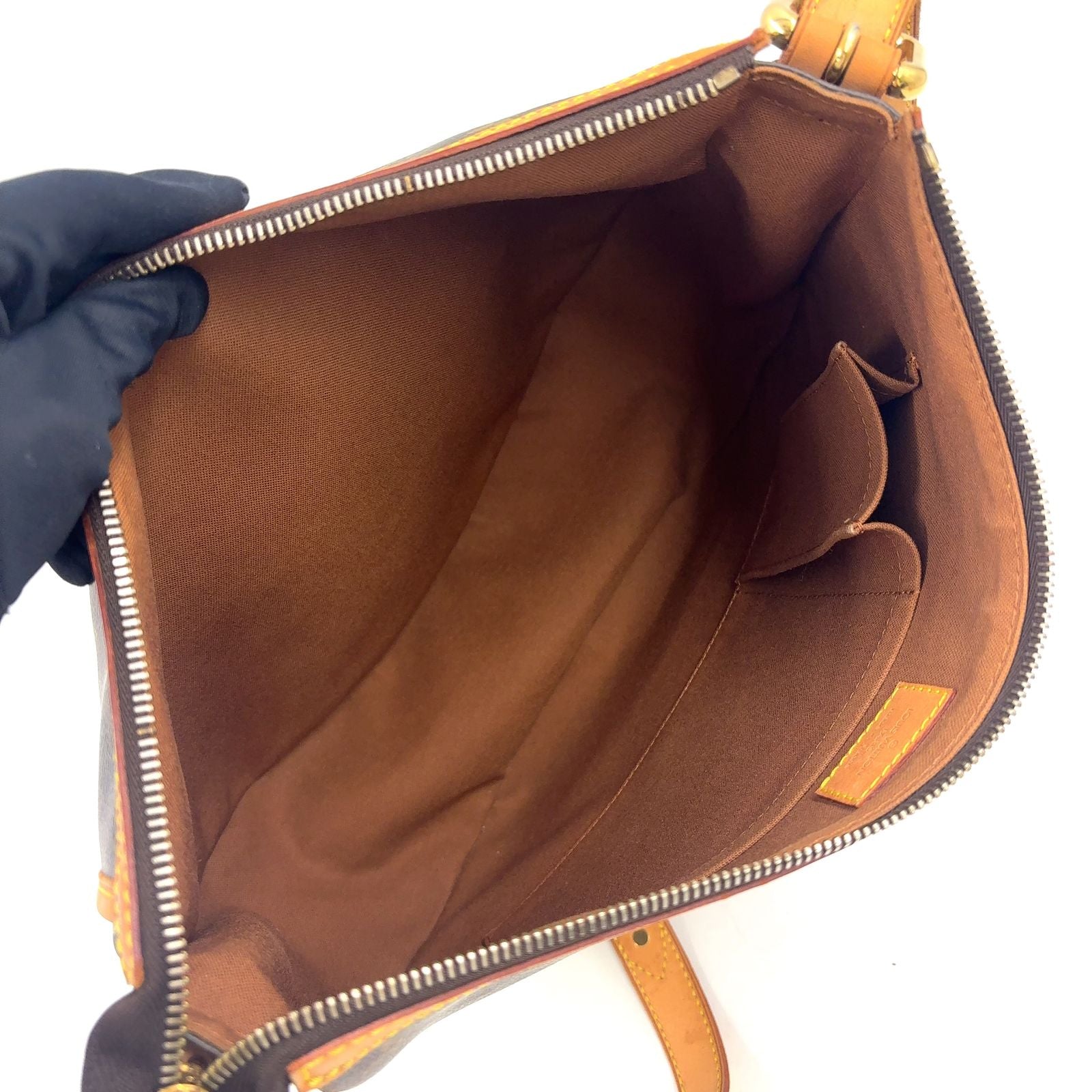 Louis Vuitton Tulum GM Monogram Leather Brown Light Shoulder Bag Gold — view 3