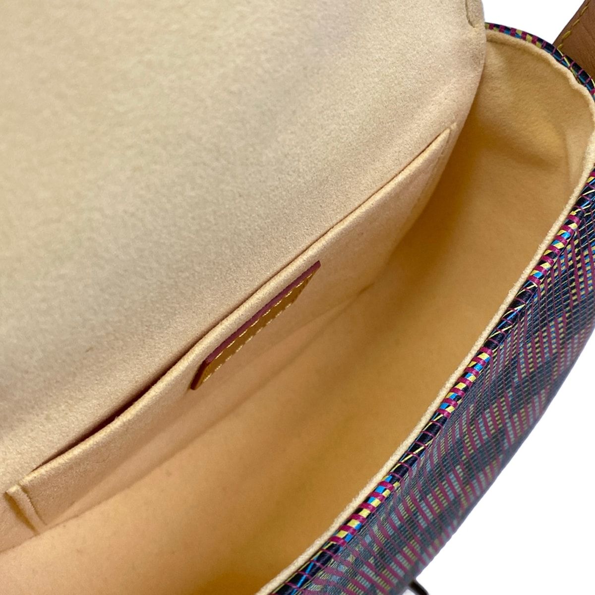 Louis Vuitton Shoulder Bag LV Pop Tambourine Rouge Leather Cowhide — view 7