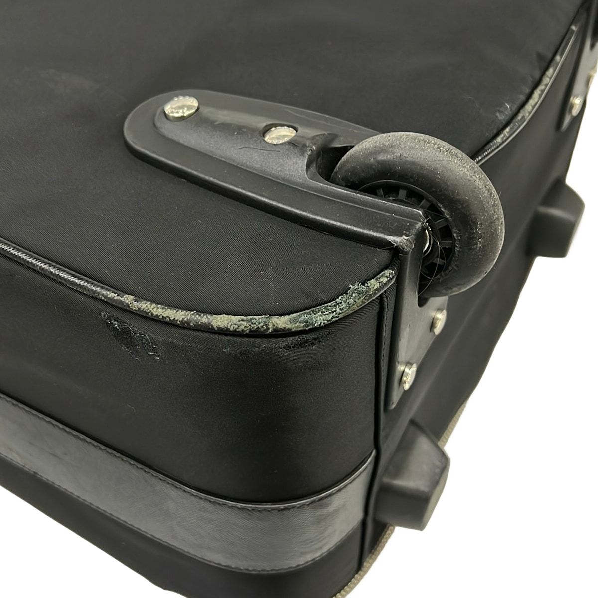Prada Travel Bag Black Diamond No Lock Leather — view 6