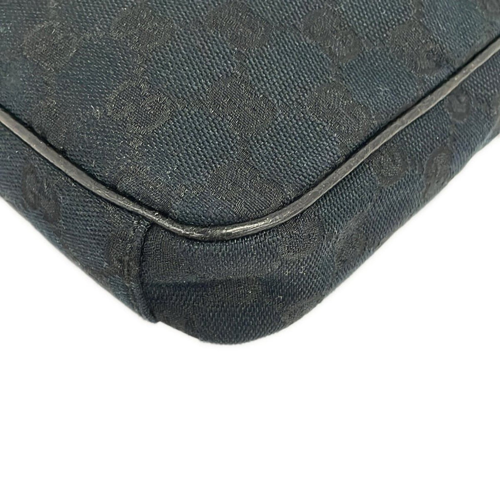 Gucci Shoulder Bag GG Pattern Black Leather — view 6