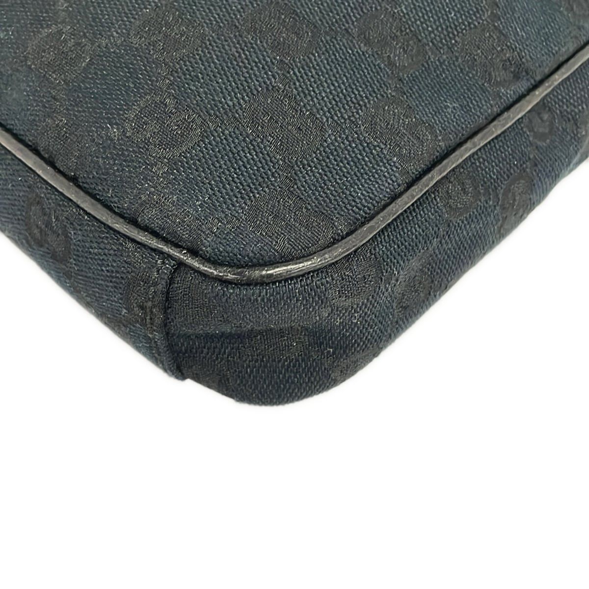 Gucci Shoulder Bag GG Pattern Black Leather — view 6