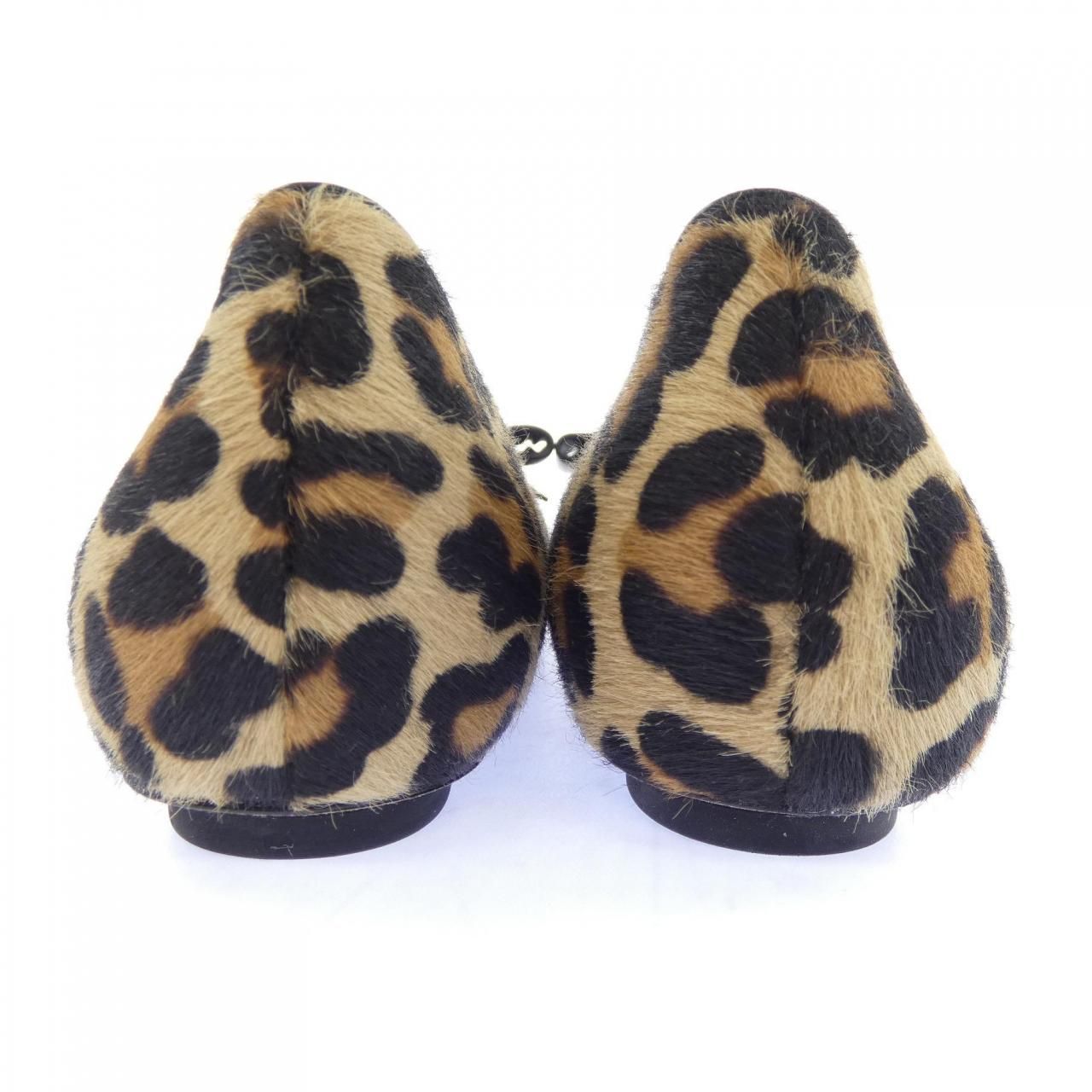 Louis Vuitton Popi Line Flat Shoes — view 5