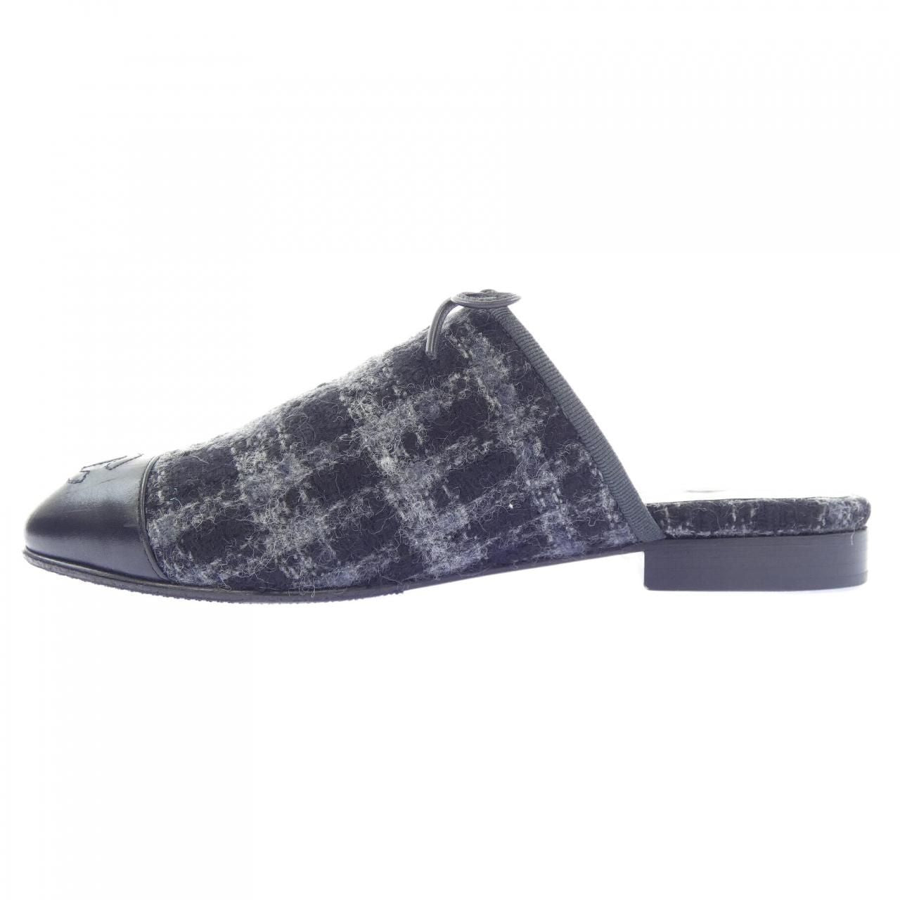 Chanel Mules Shoes Black — view 2